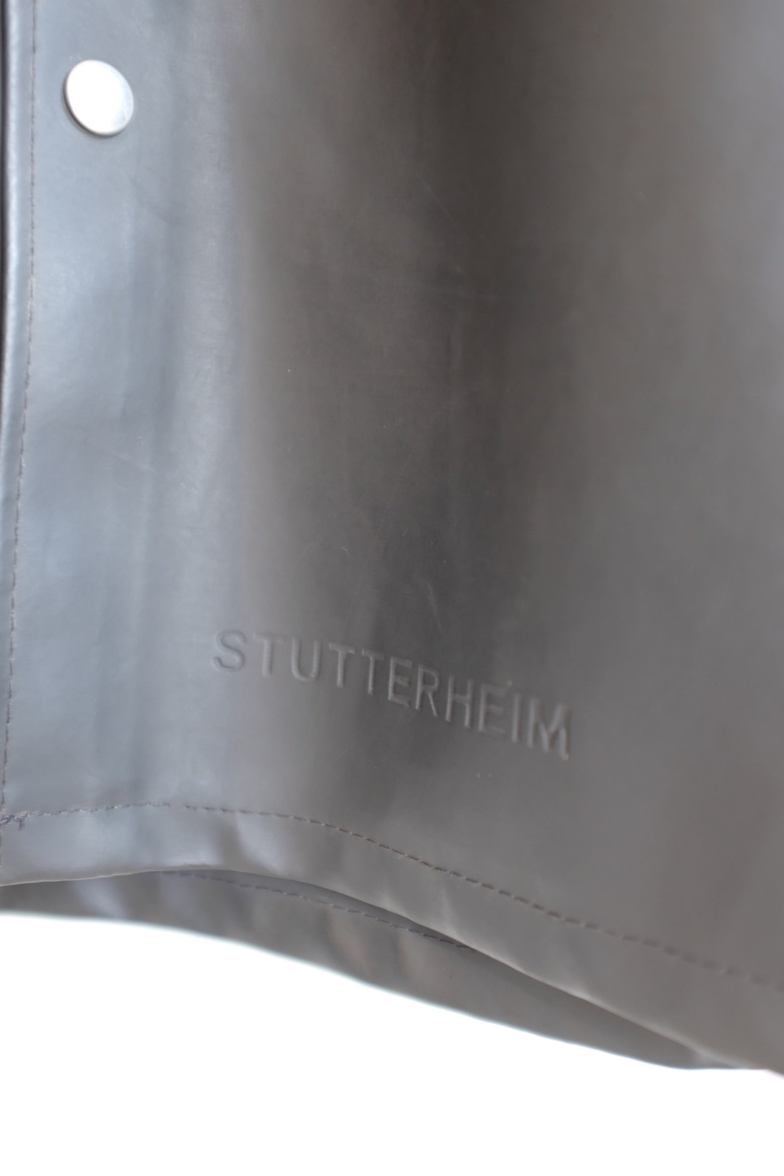 Pre-Loved / Stutterheim Stockholm Rain Jacket / Black / Unisex Small