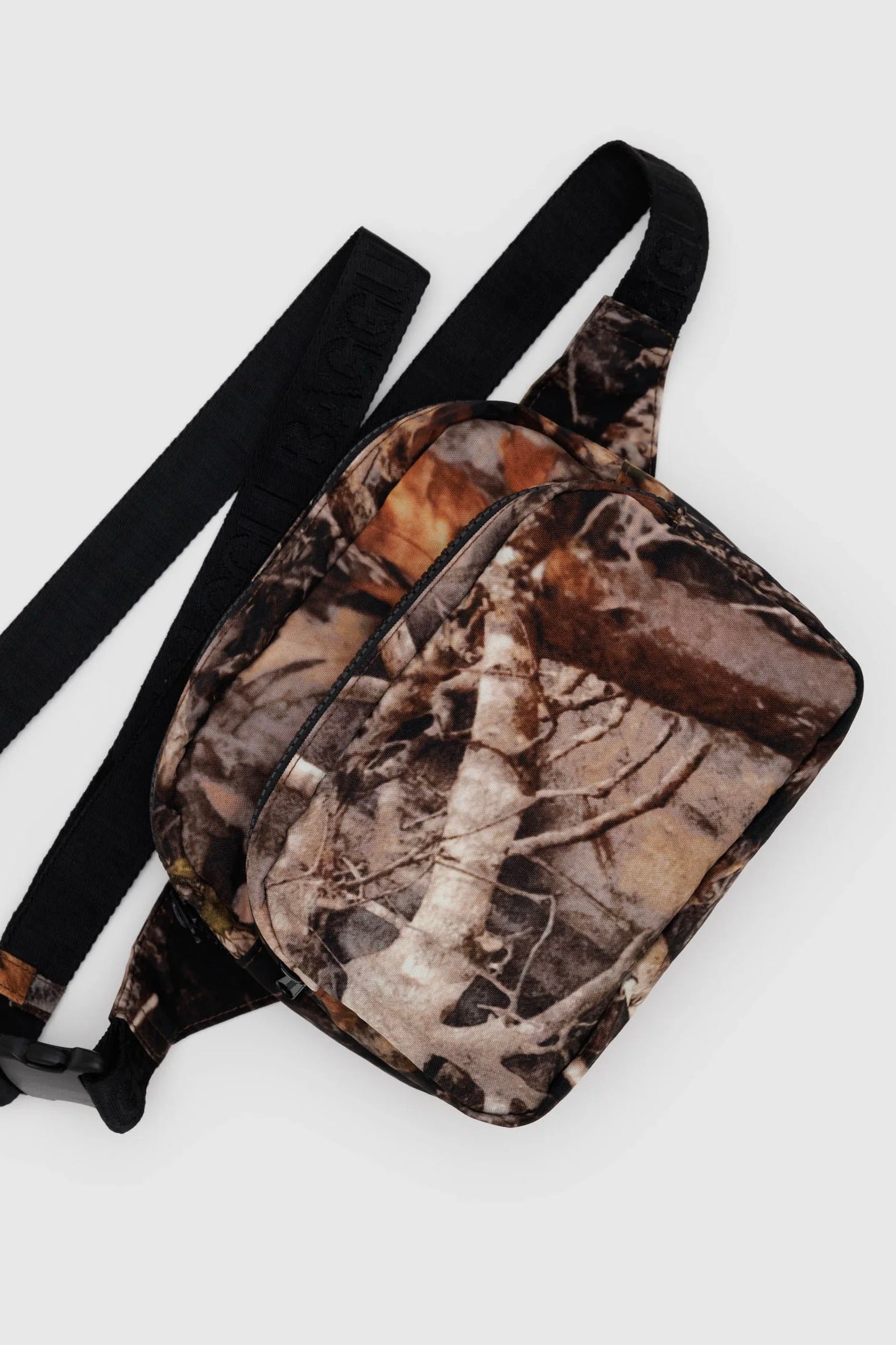 Baggu Fanny Pack / Photo Forest