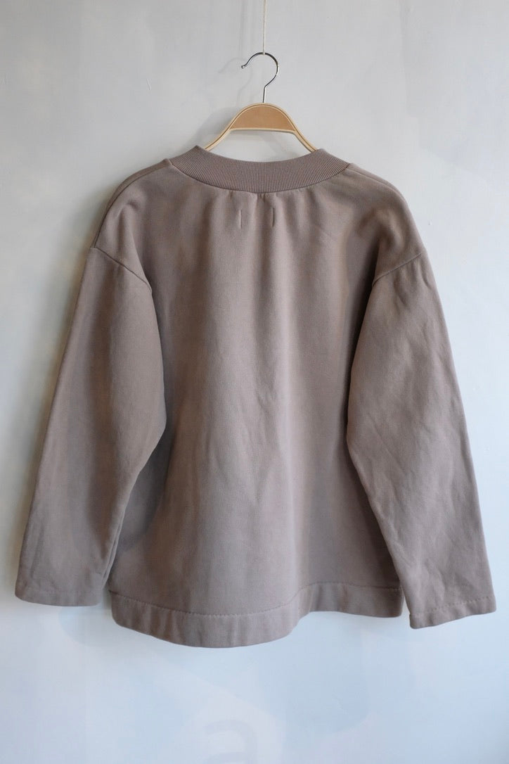 Pre-loved / Odeyalo V-Neck Sweatshirt / Size M/L