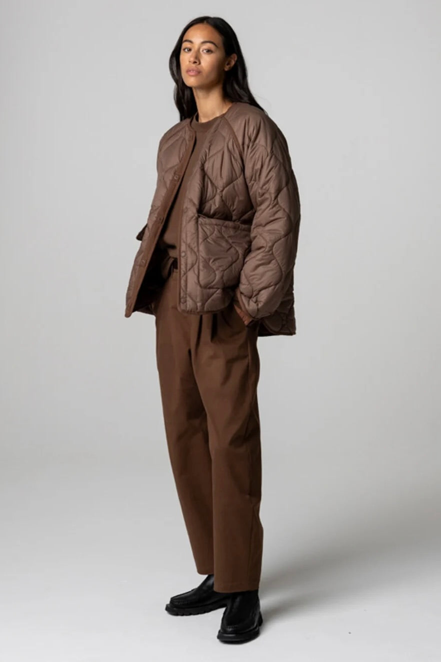 Amy Powney x Finisterre Oversized Quilted Jacket / Mocha