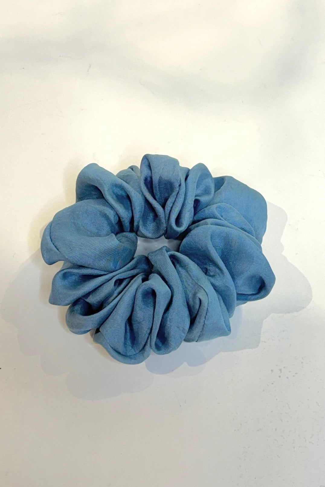 Roem Textiles Silk Scrunchie / Indigo