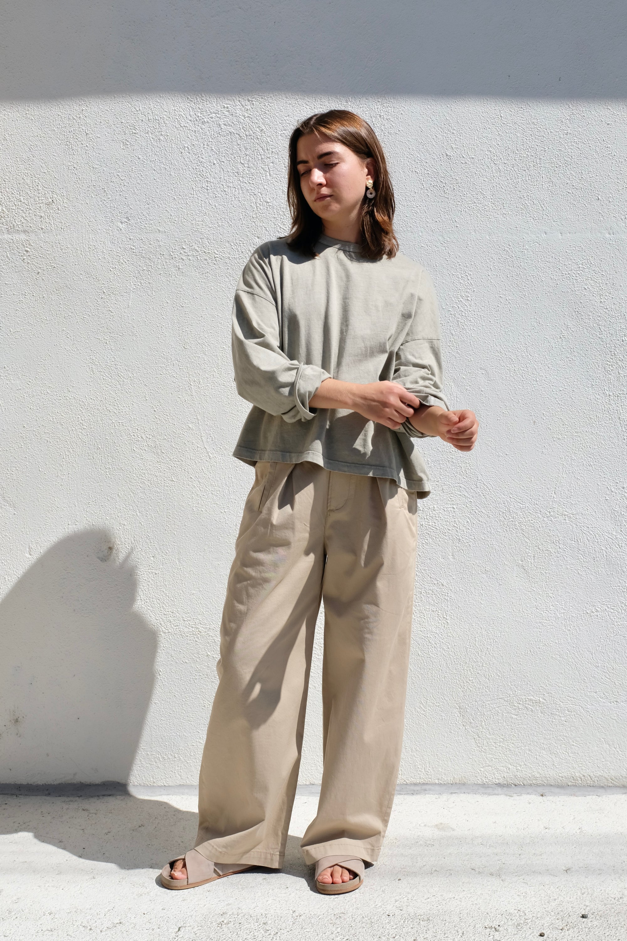 Black Crane Wide Long Sleeve Tee / Limestone