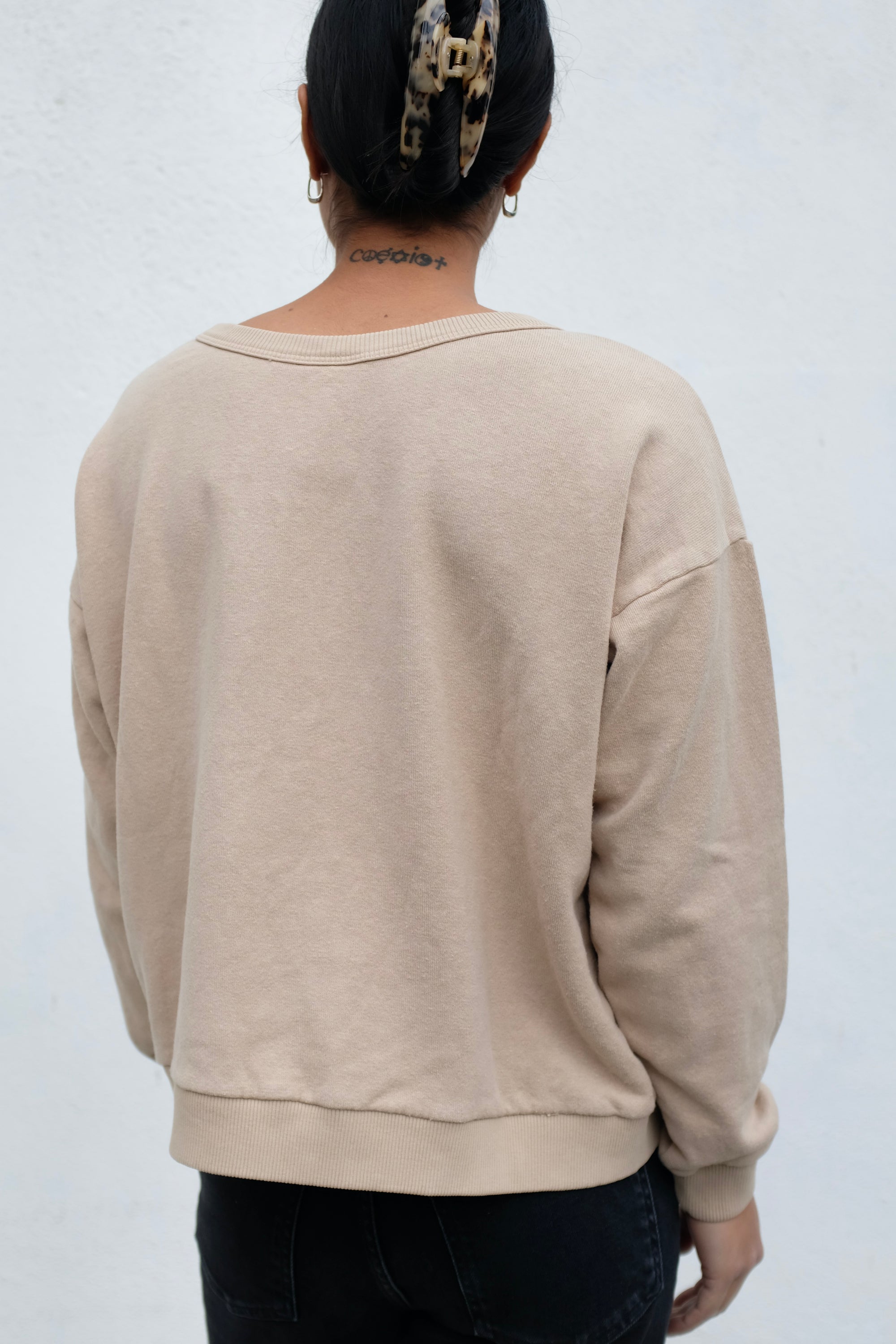 Crux Crop Sweatshirt / Oat Milk