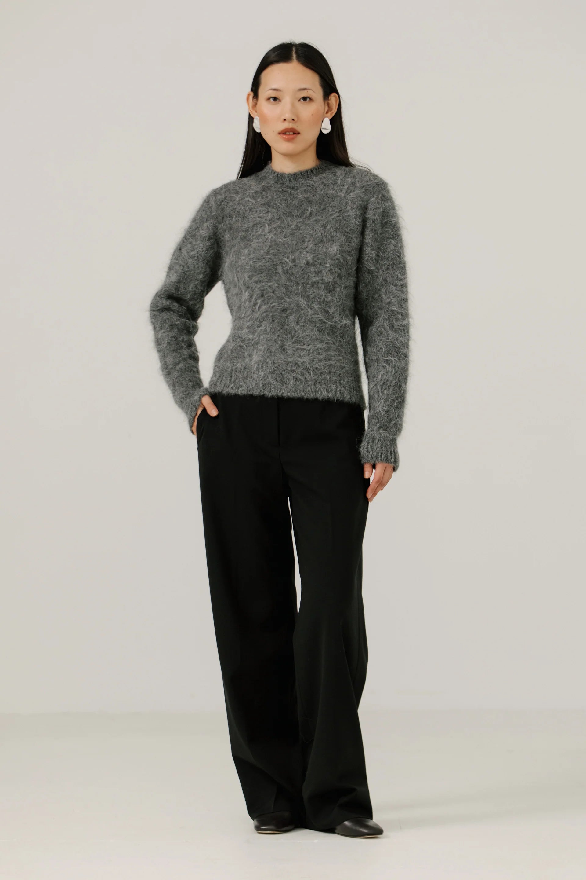 Bare Knitwear Suri Alpaca Crewneck / Stone