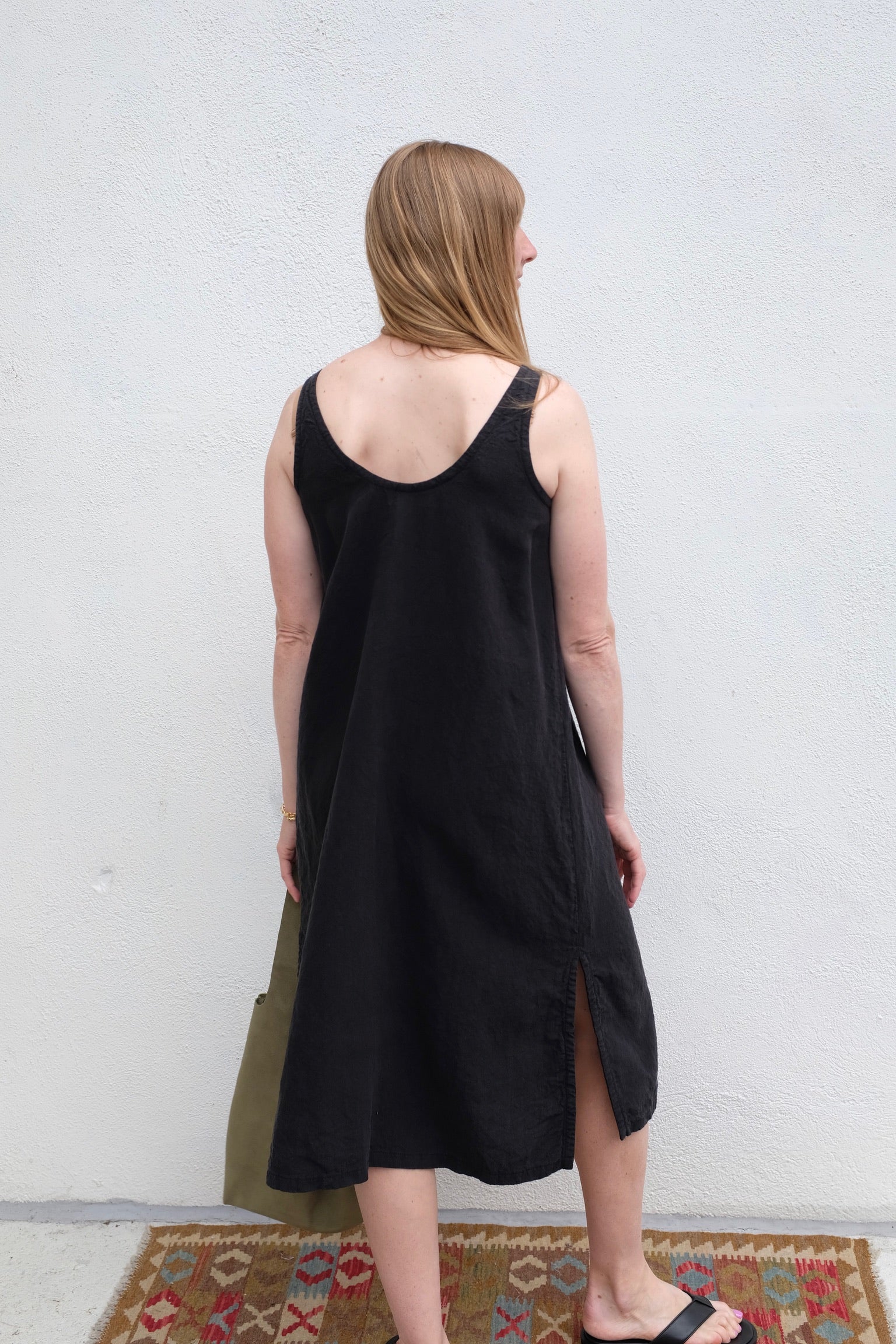 Moss Grey Iris Midi with Slits / Black