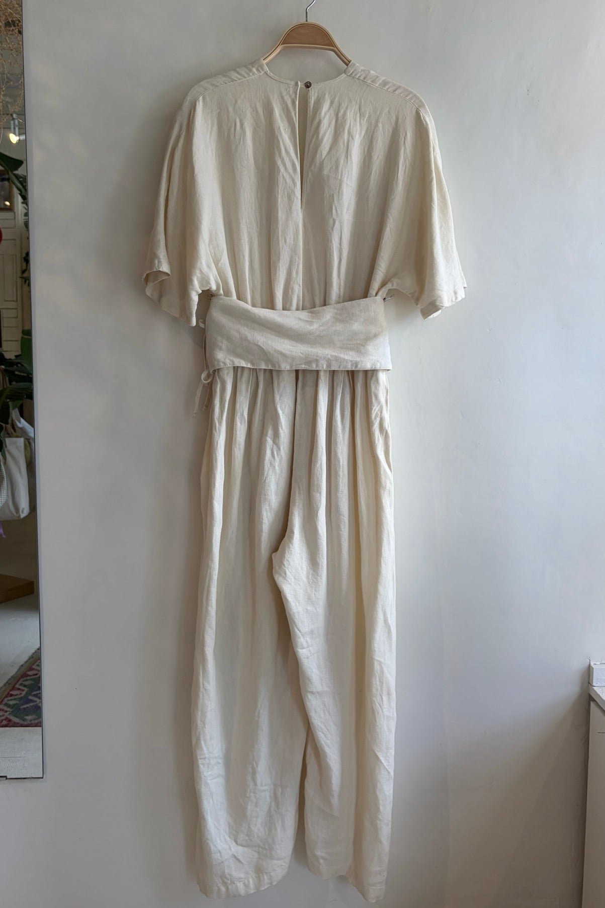 Pre-Loved / Black Crane Linen Jumpsuit / Ivory / Size M