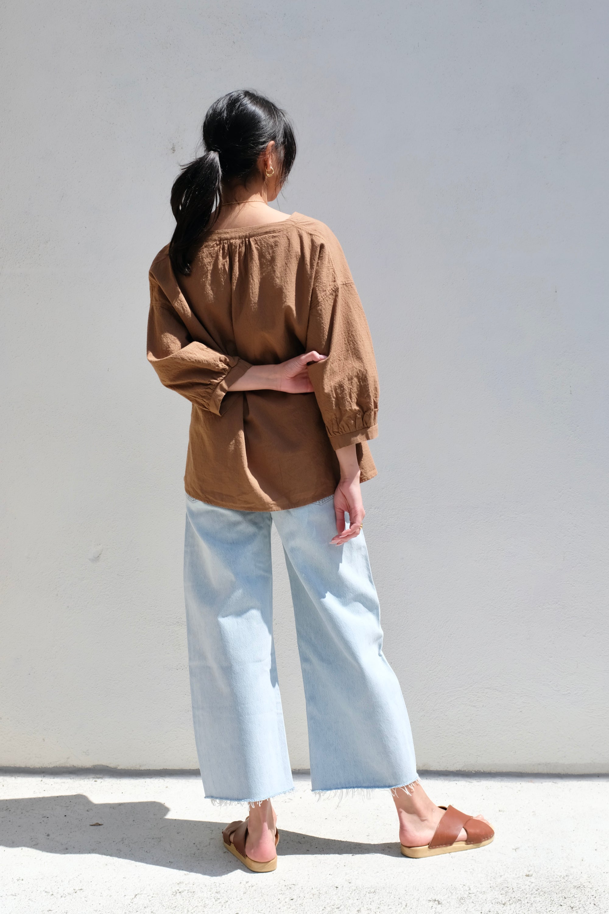 Wol Hide Woven Popover / Sepia