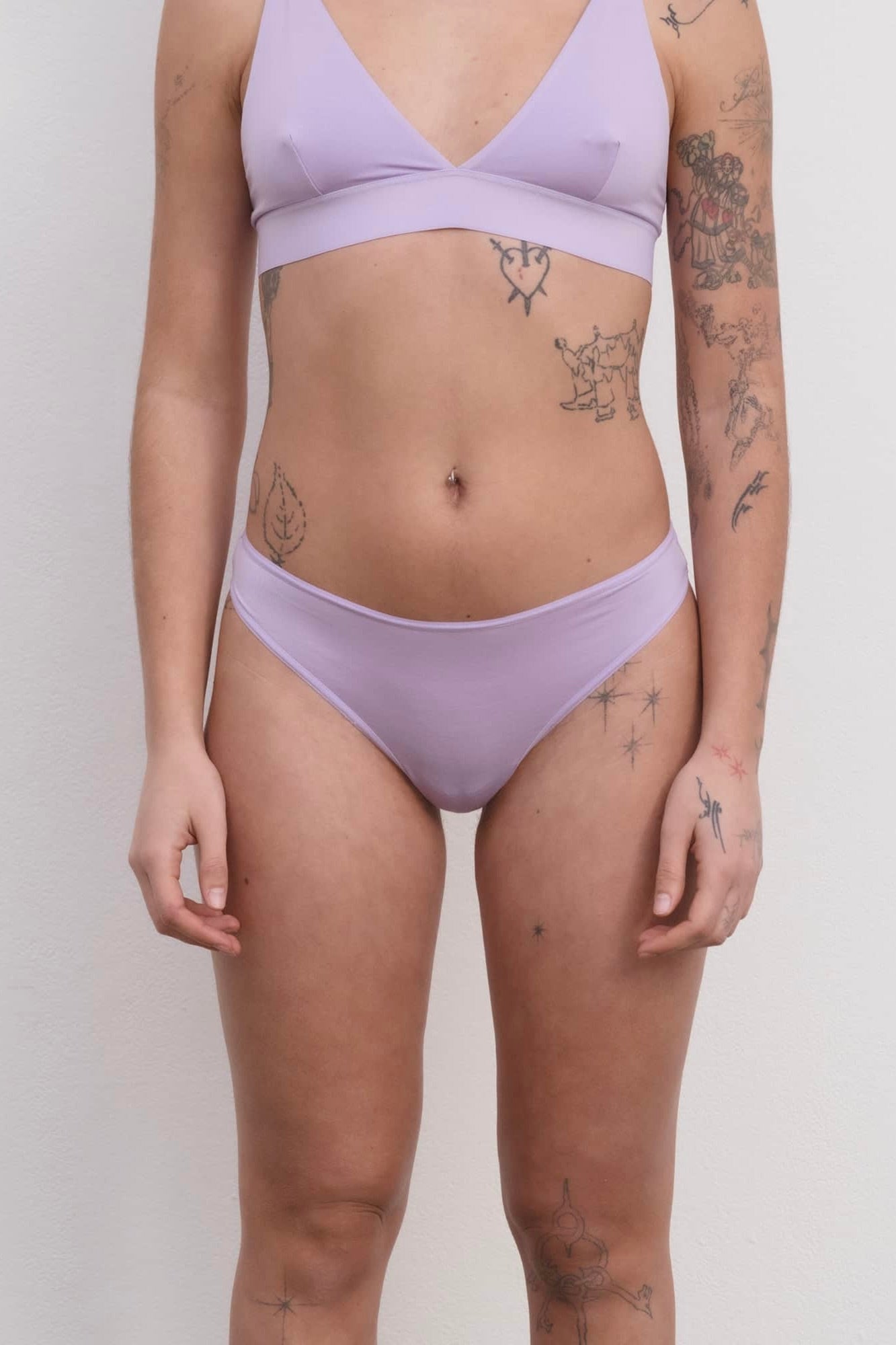 Baserange Enna Thong / One Purple