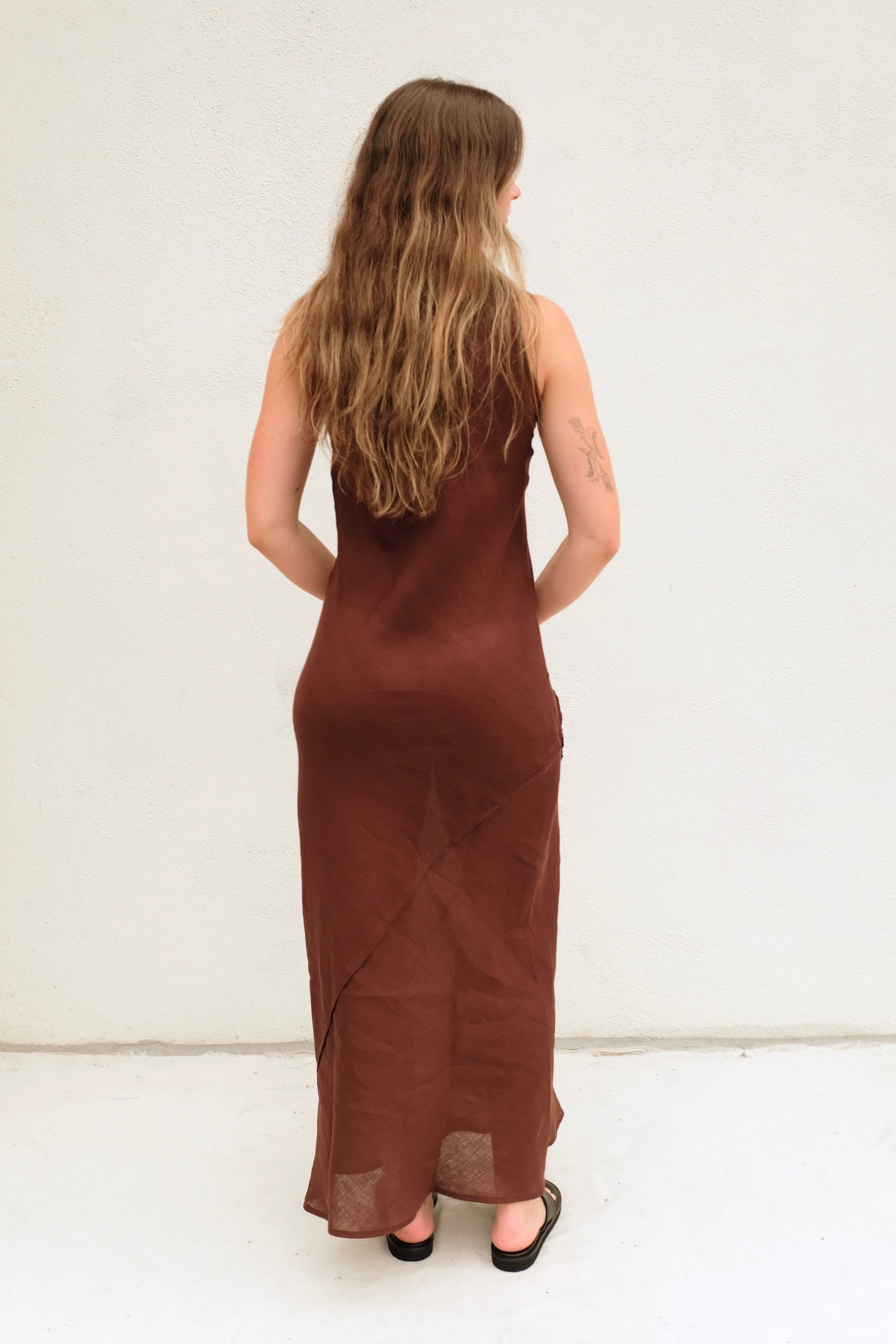 Lava Dress / Ama Brown Fine Linen