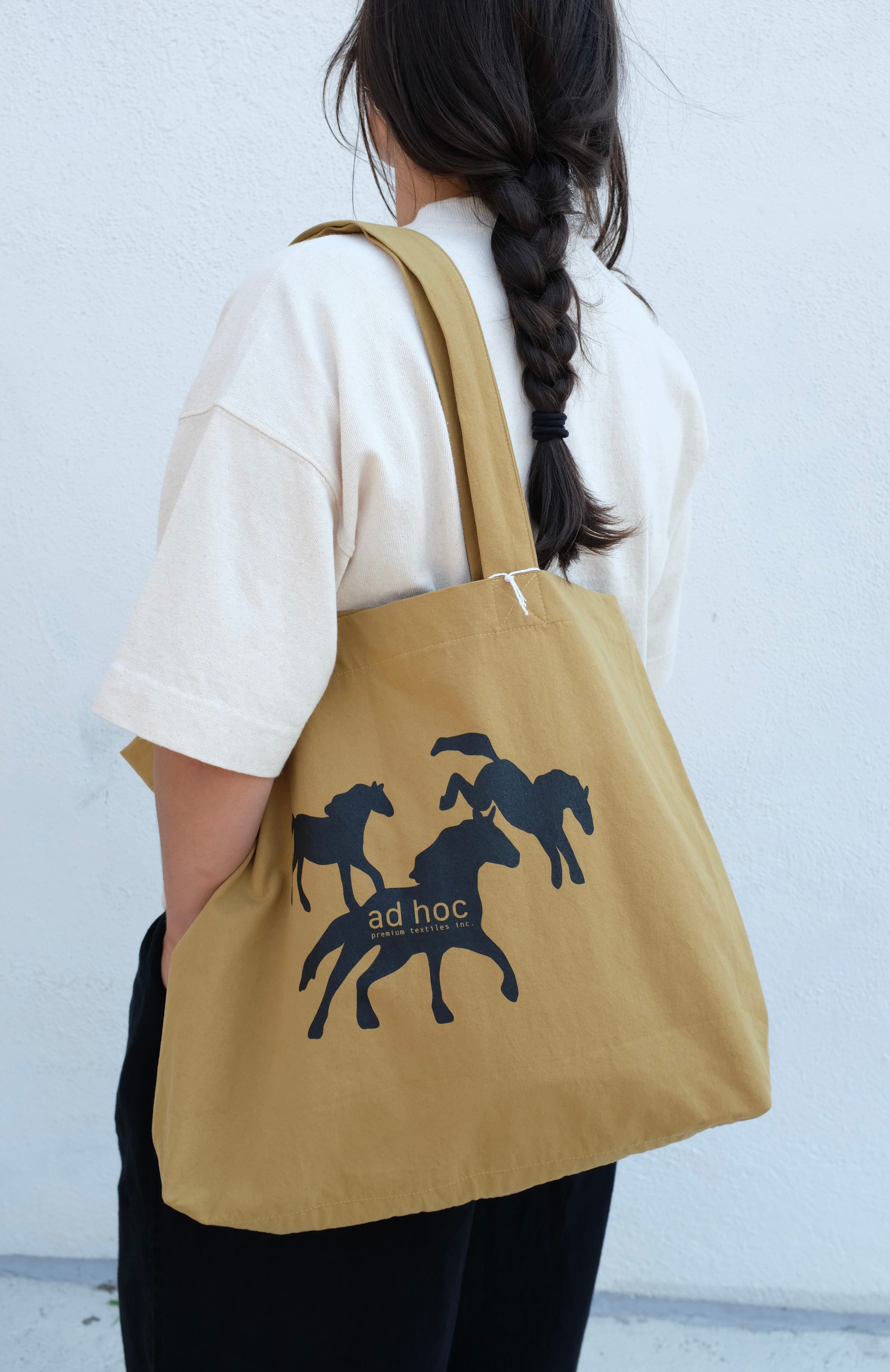 ad hoc Tote / Ochre