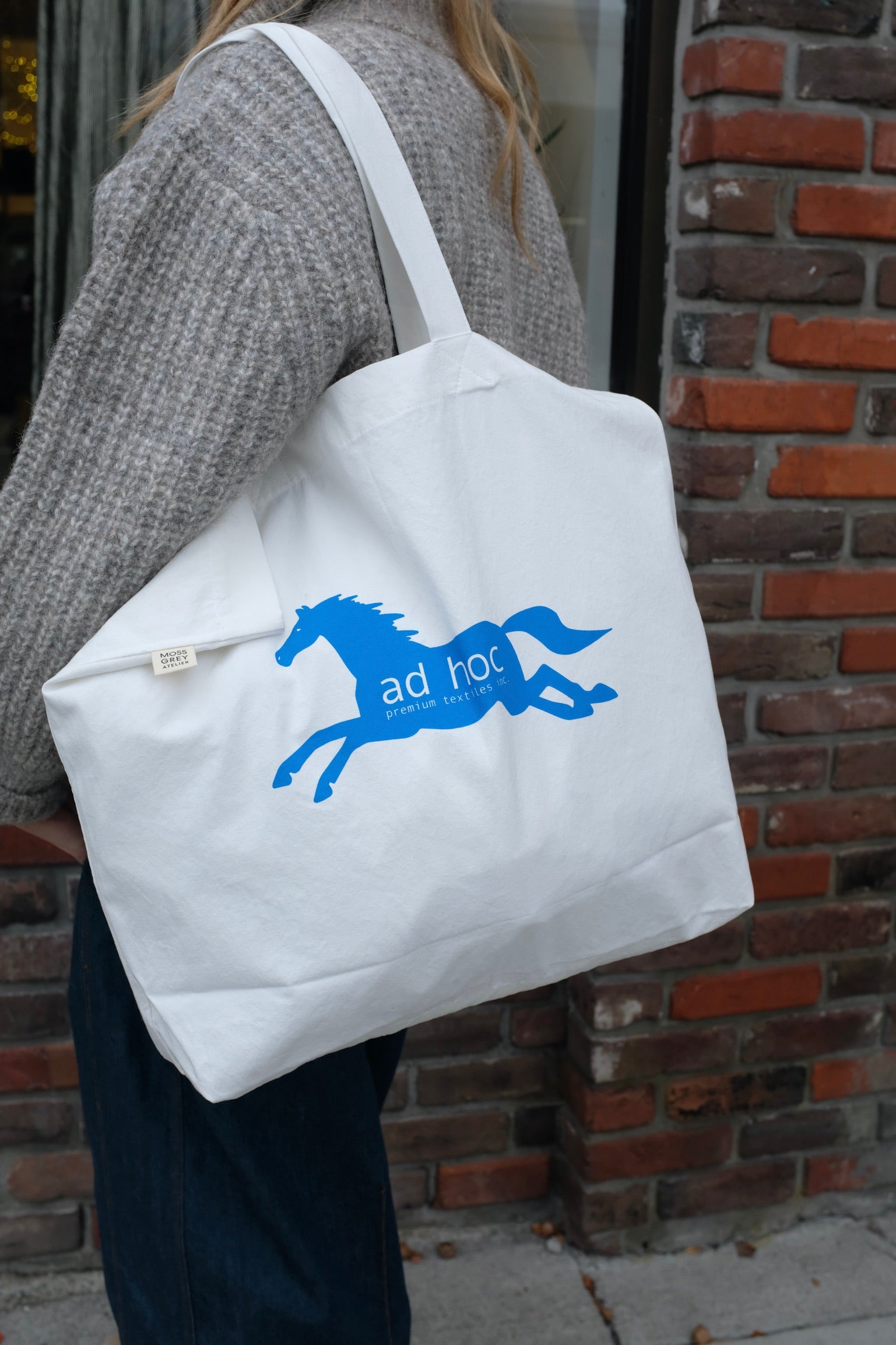 Moss Grey Ad hoc Tote / Ivory