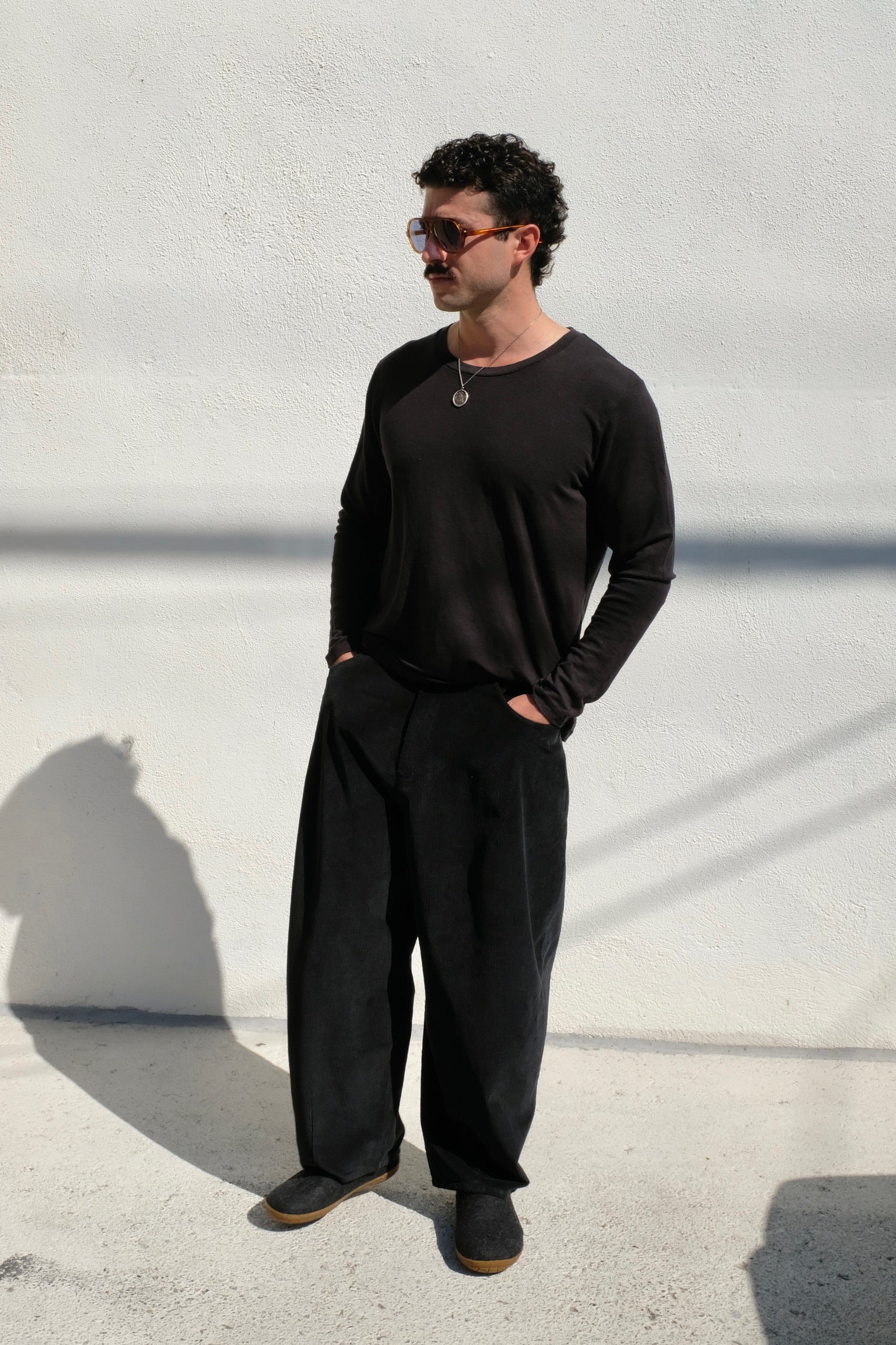 Cordera Corduroy Baggy Pants / Black