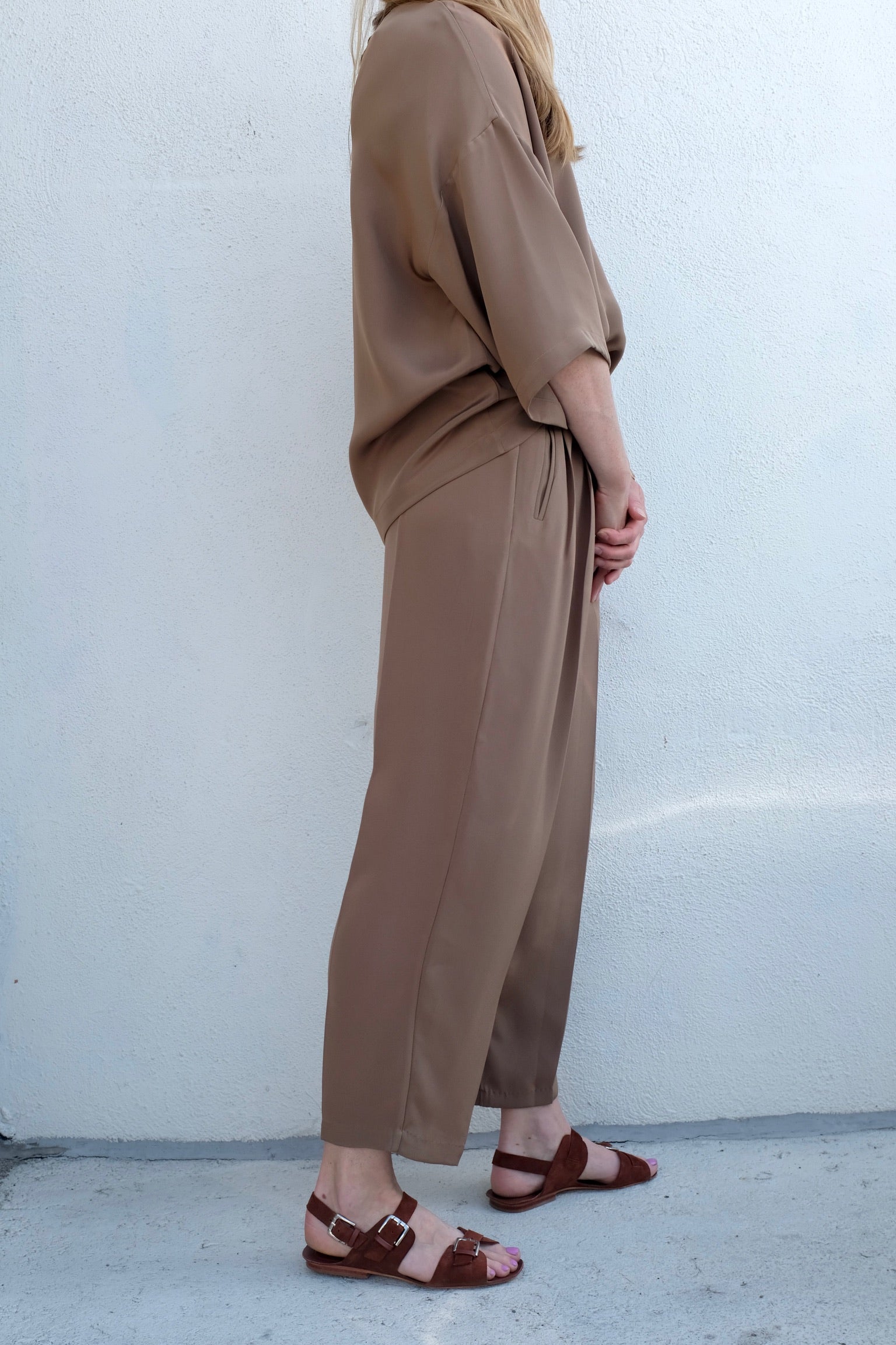 Modern Weaving Relaxed Lean Trouser / Almond