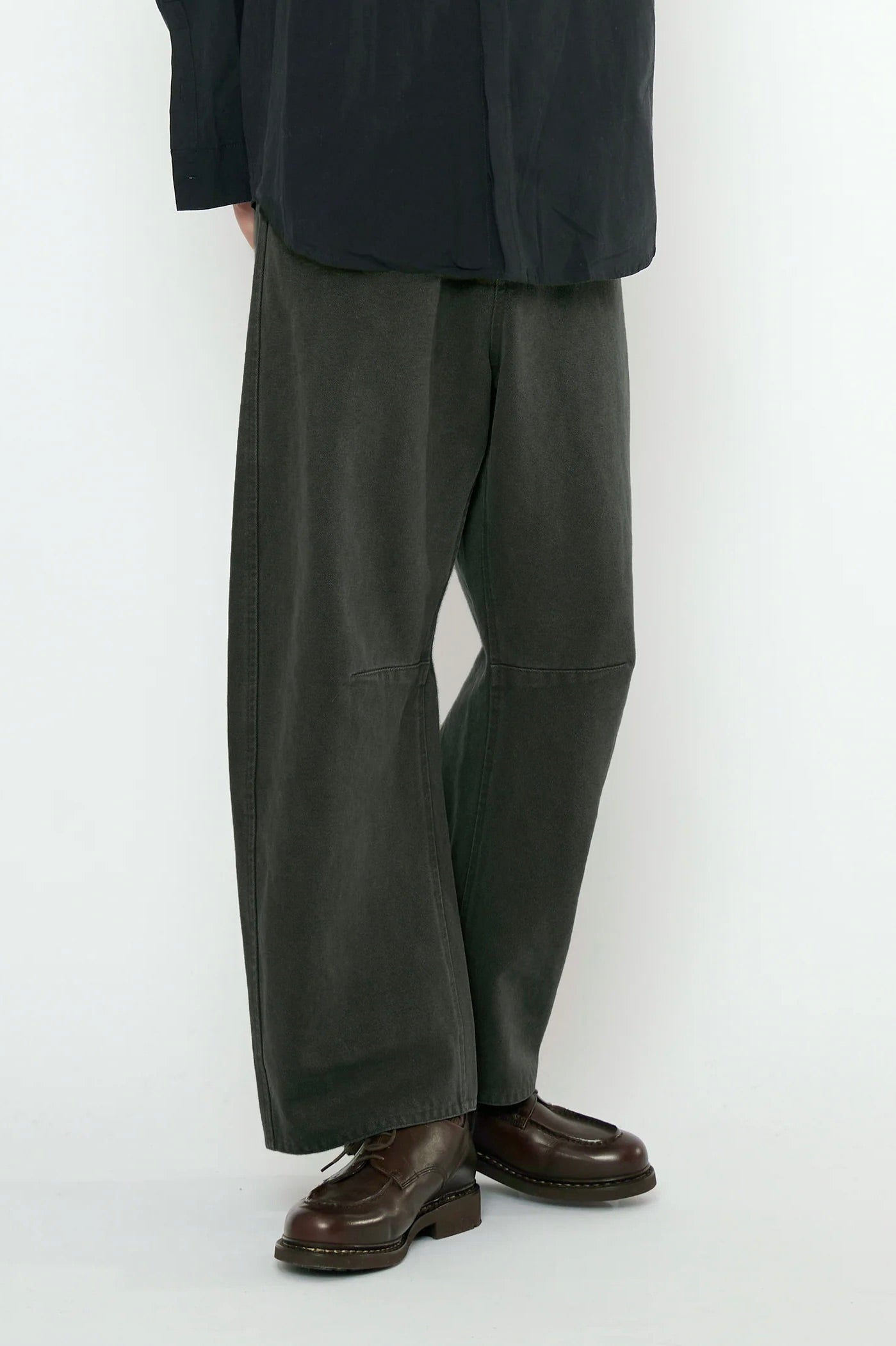 7115 by Szeki Curve Legged Work Trouser / Washed Black