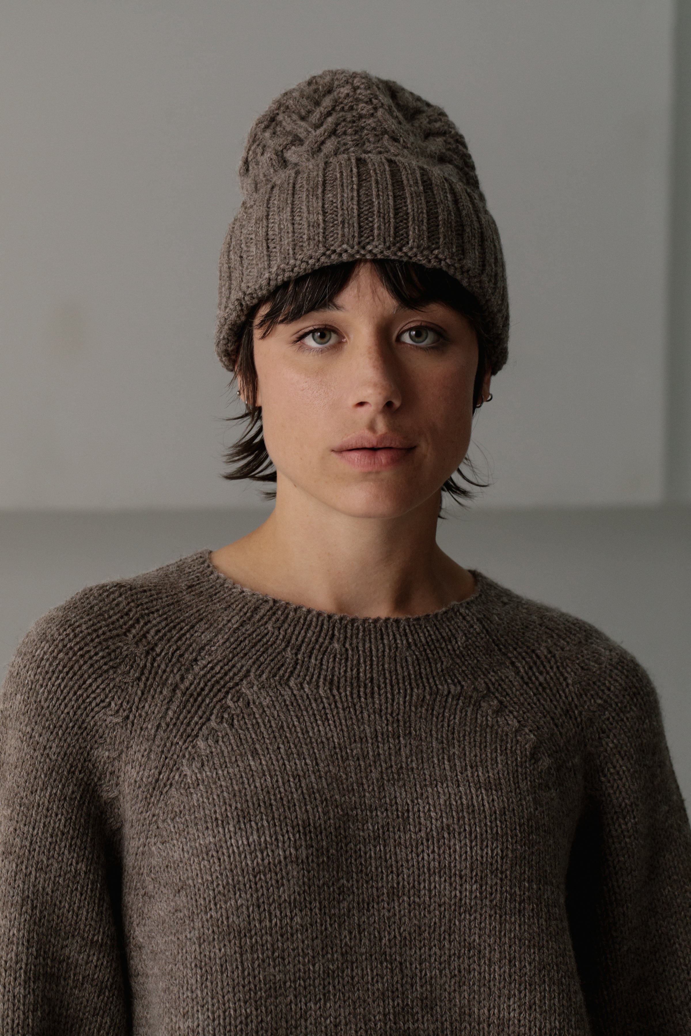 Bare Knitwear Porteau Cable Beanie / Root
