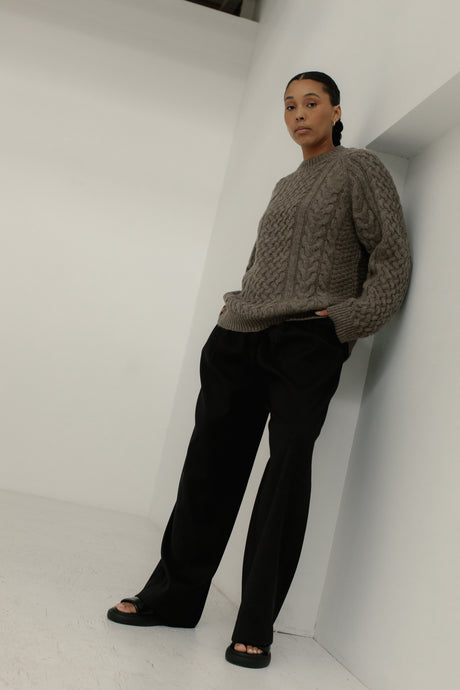 Bare Knitwear Porteau Cable Crew / Root