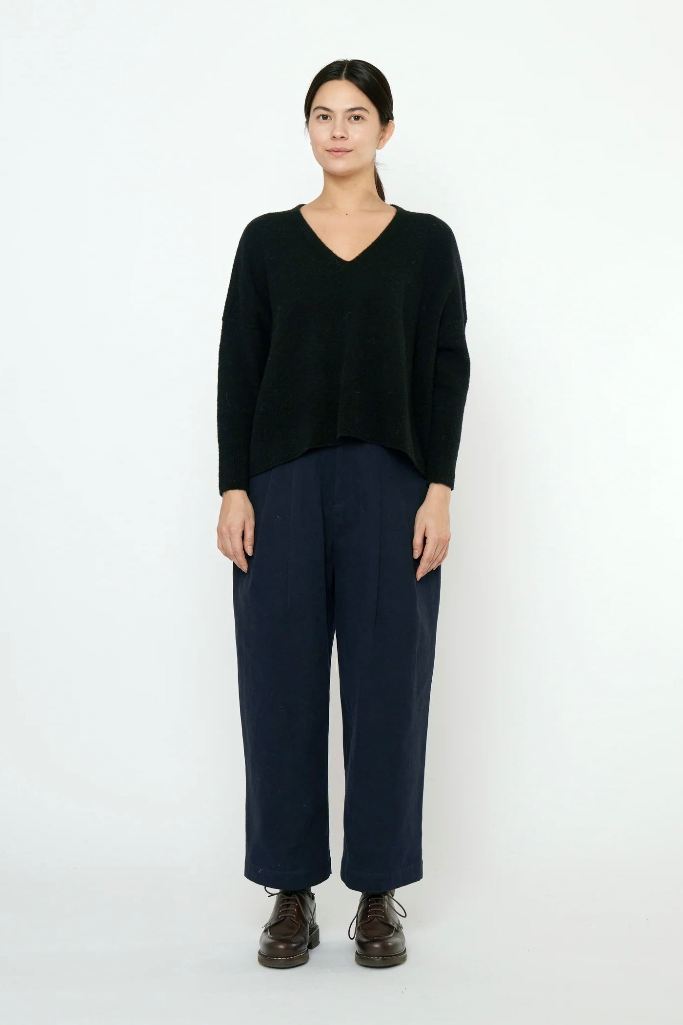 7115 by Szeki V-Neck Sweater / Black