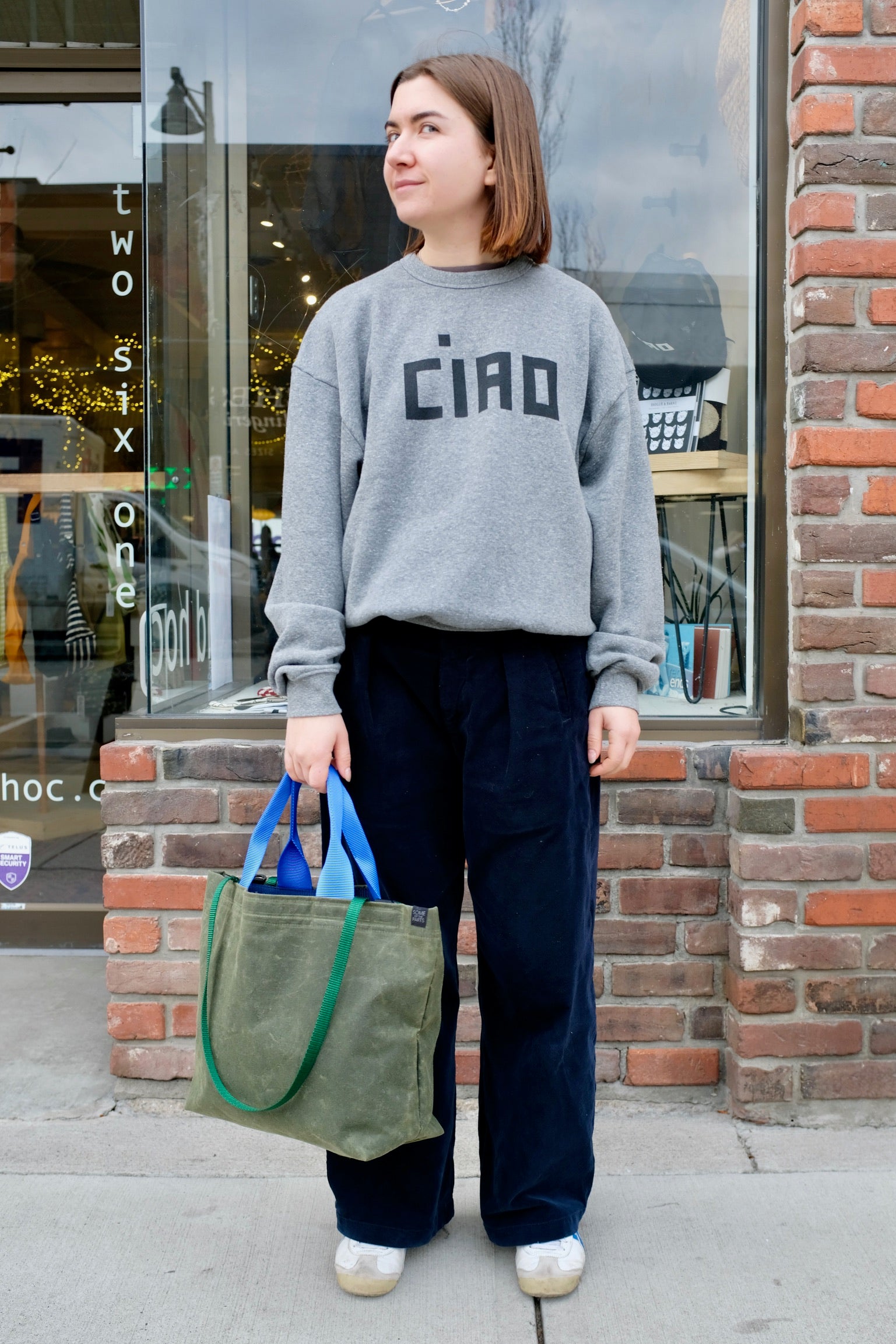 Clare V. Oversized Sweatshirt / Black CIAO