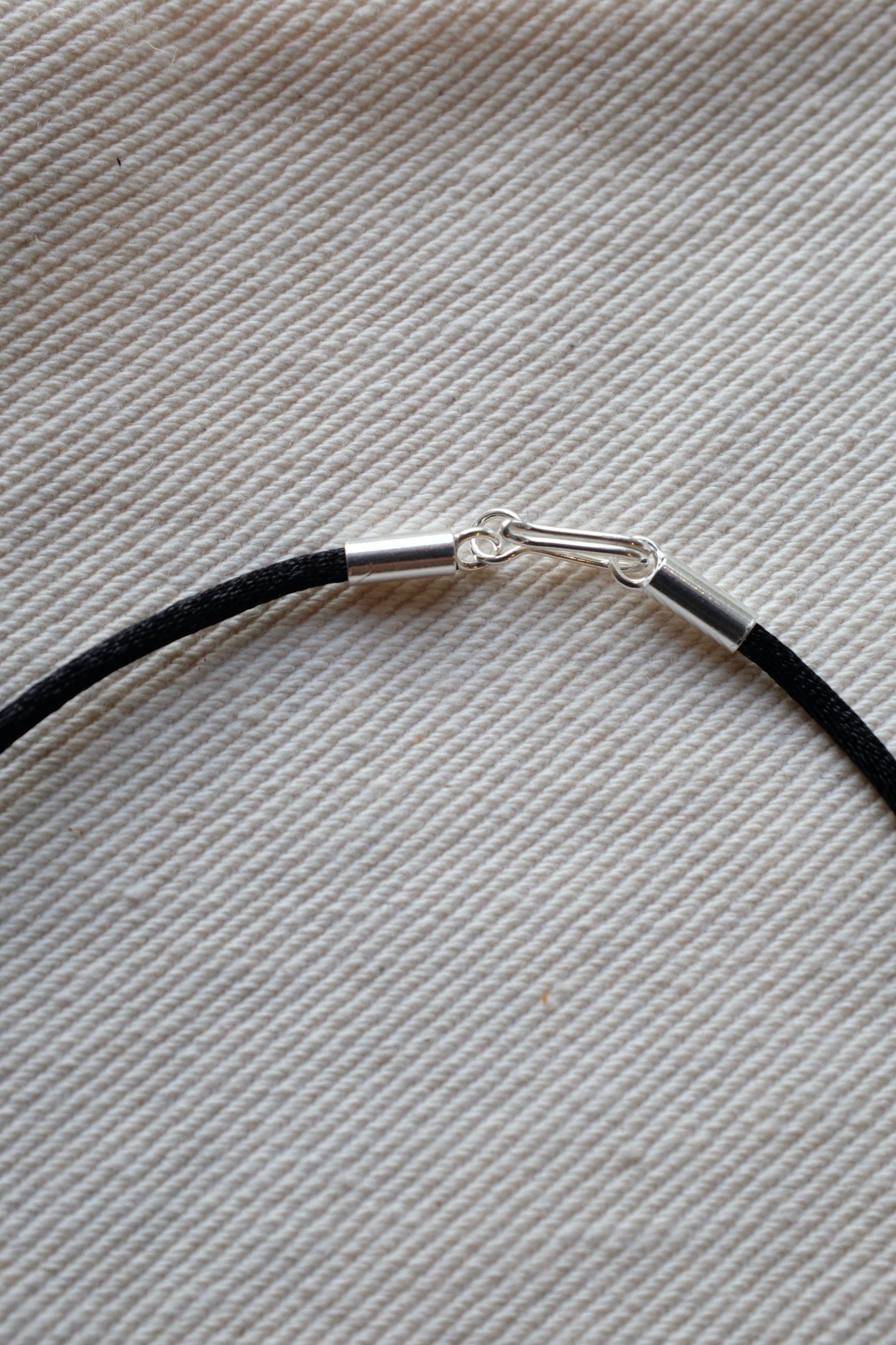 Wolf Circus Odette Black / Silver