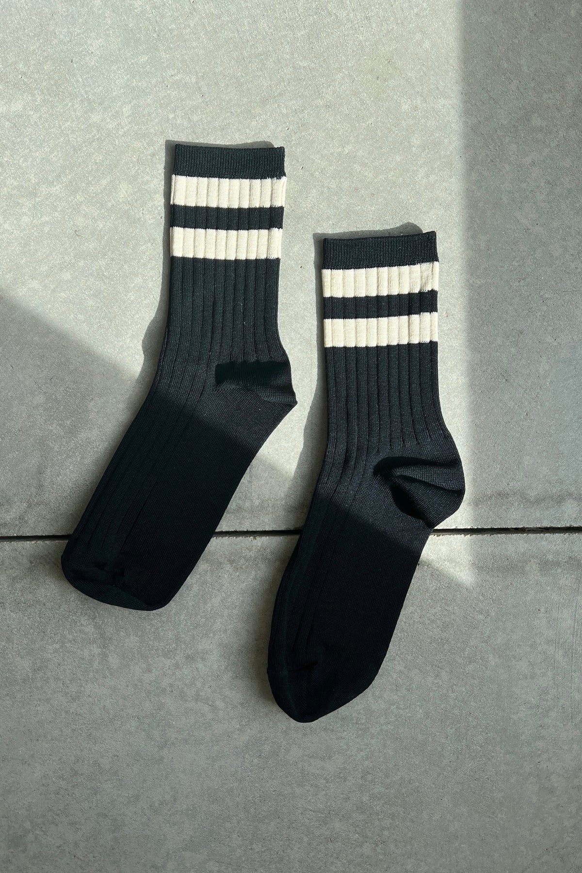 Le Bon Shoppe Her Varsity Socks / Black