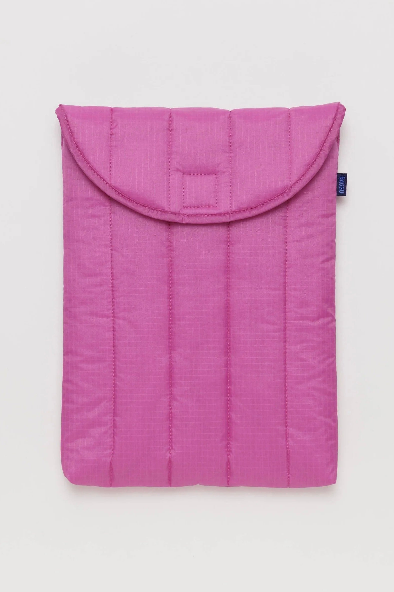 BAGGU Puffy Laptop Sleeve / Extra Pink