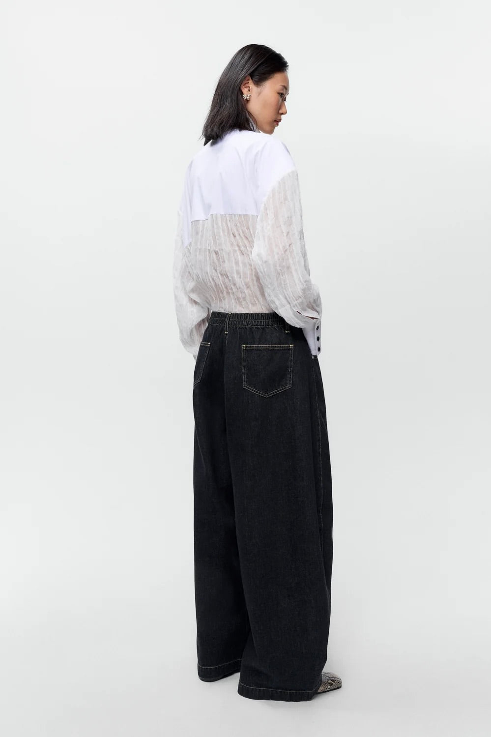 Cordera Curved Baggy Jeans / Black