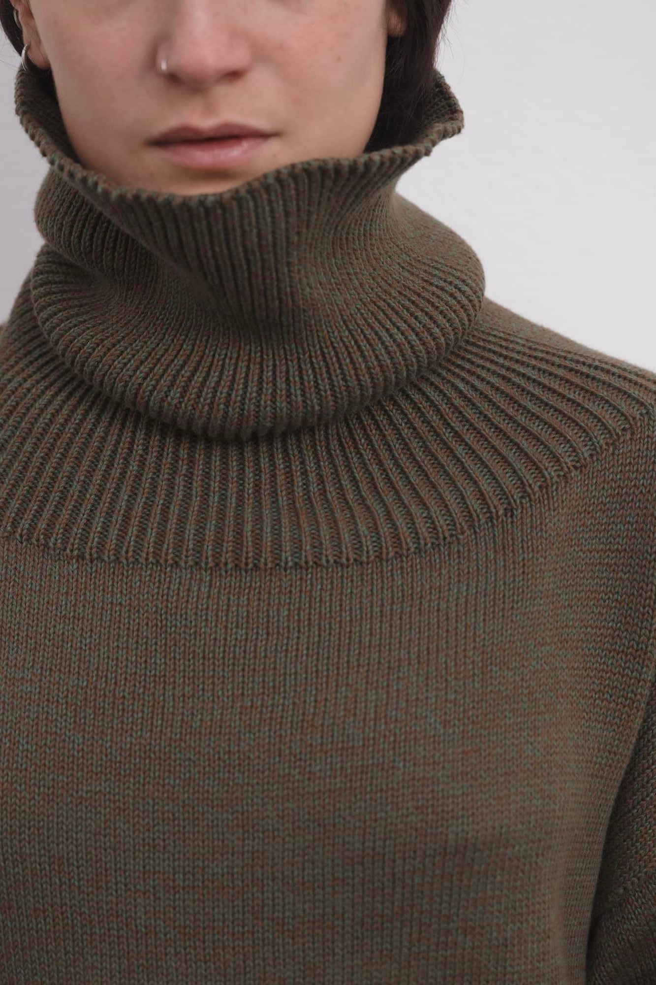 Baserange Calla Turtleneck / Green+Brown Mélange