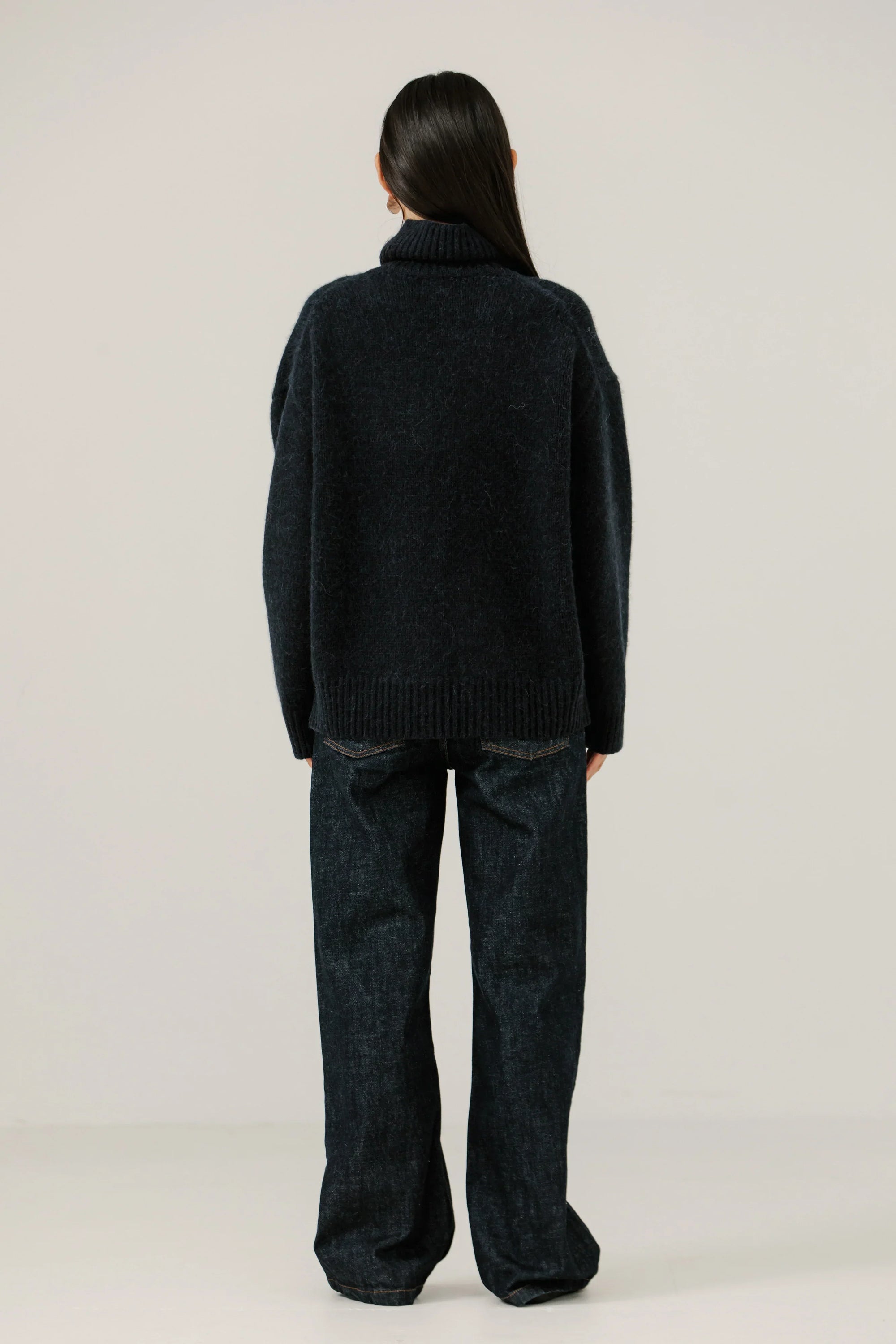 Bare Knitwear / Pop-Up / Alpaca Heritage Turtleneck / Dark Navy