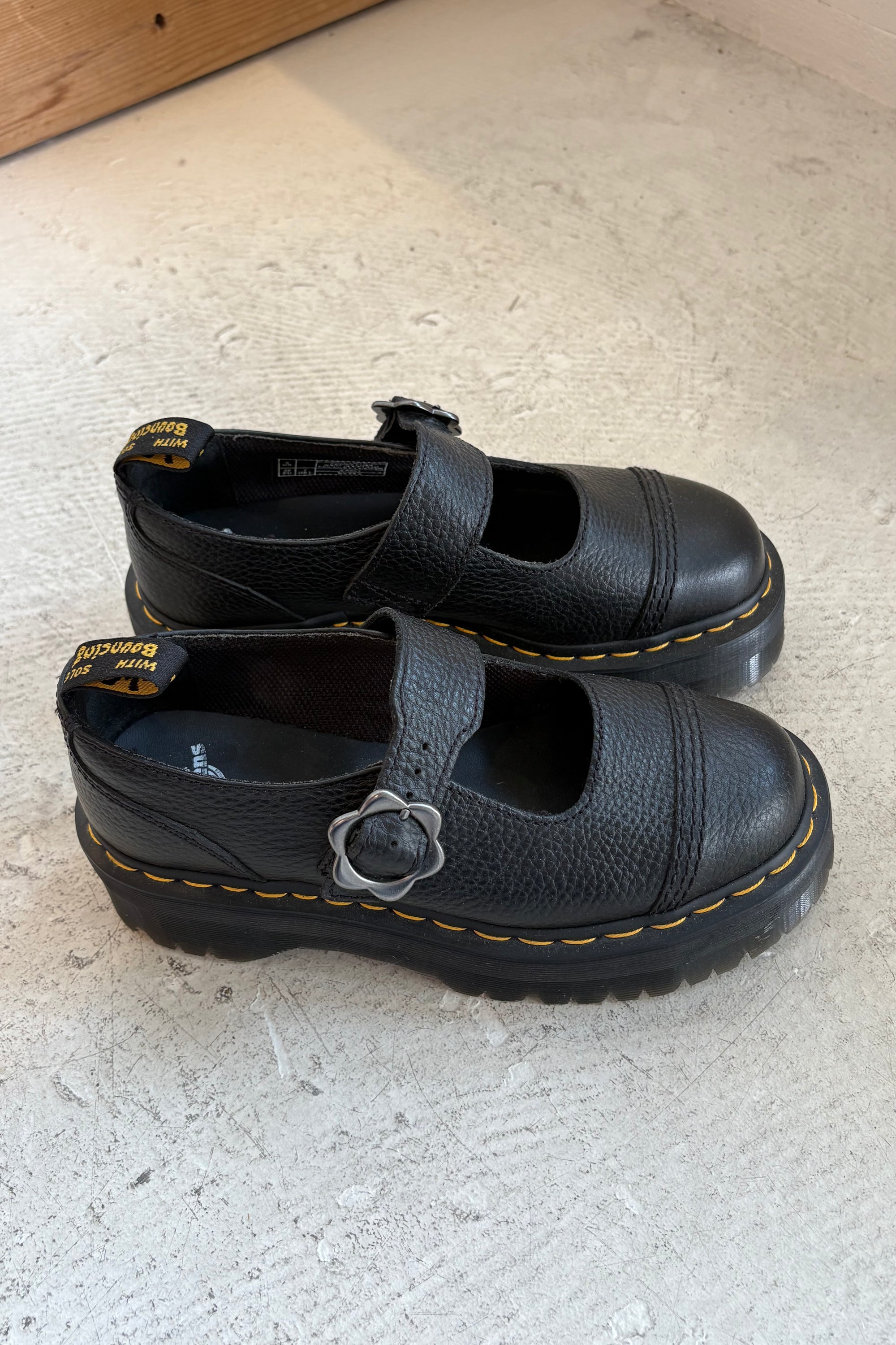 Pre-Loved / Doc Marten Addina Platform Mary Jane / Black / EU38