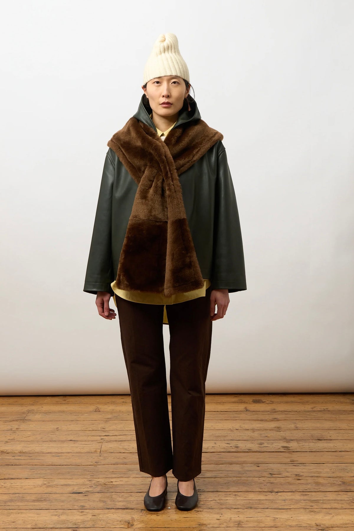 Leather Back Straight Hair Sheepskin Stole / Walnut