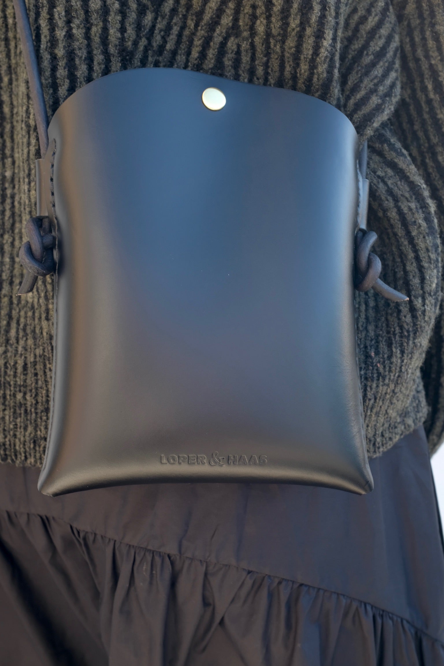 Loper & Haas Petite Arc Crossbody / Black