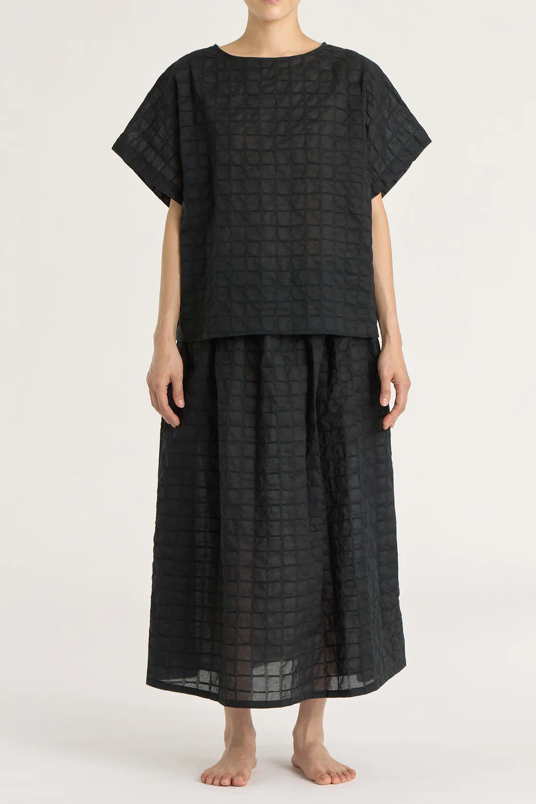 Black Crane Ripple Finish Top / Black
