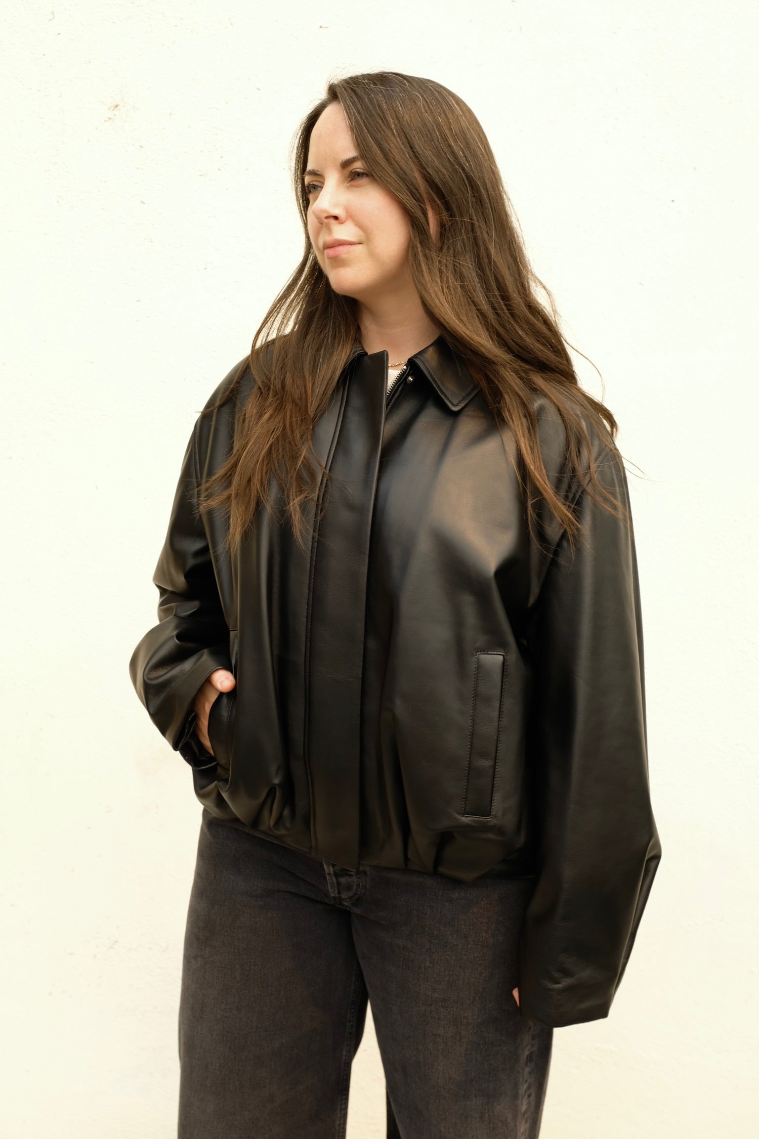 Arma Melis Leather Bomber / Black