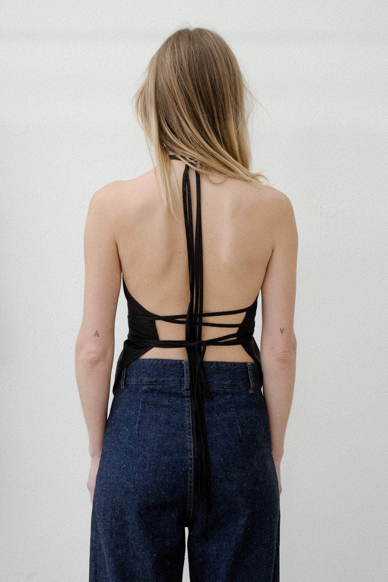Baserange Mar Wild Silk Top / Black