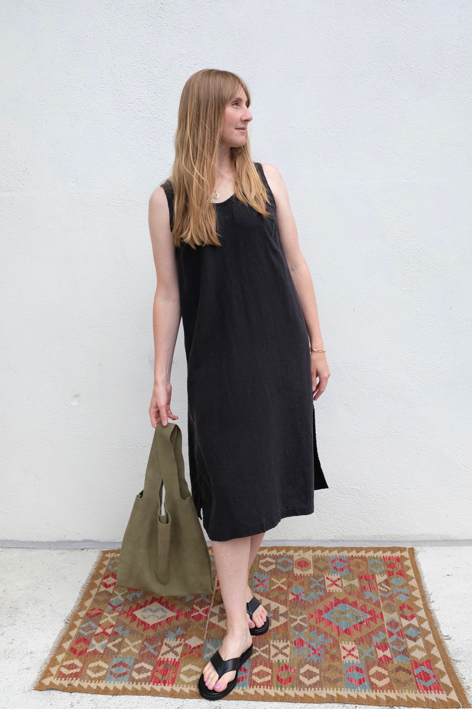 Moss Grey Iris Midi with Slits / Black