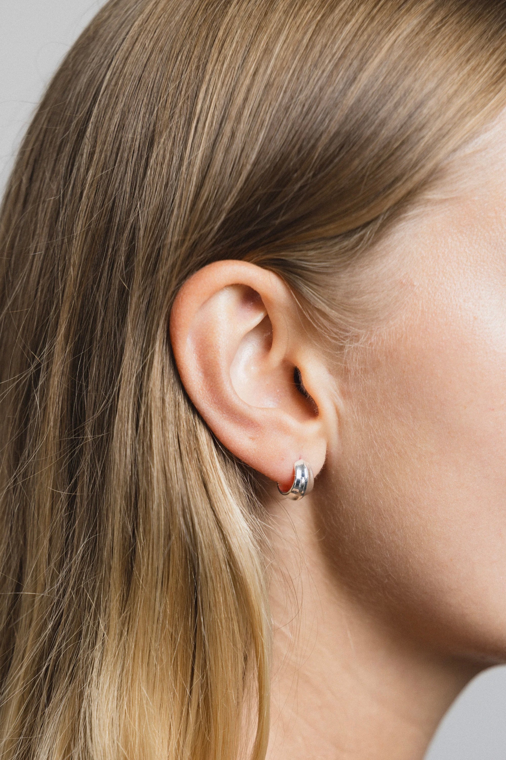 Wolf Circus Small Bodie Earrings / Silver