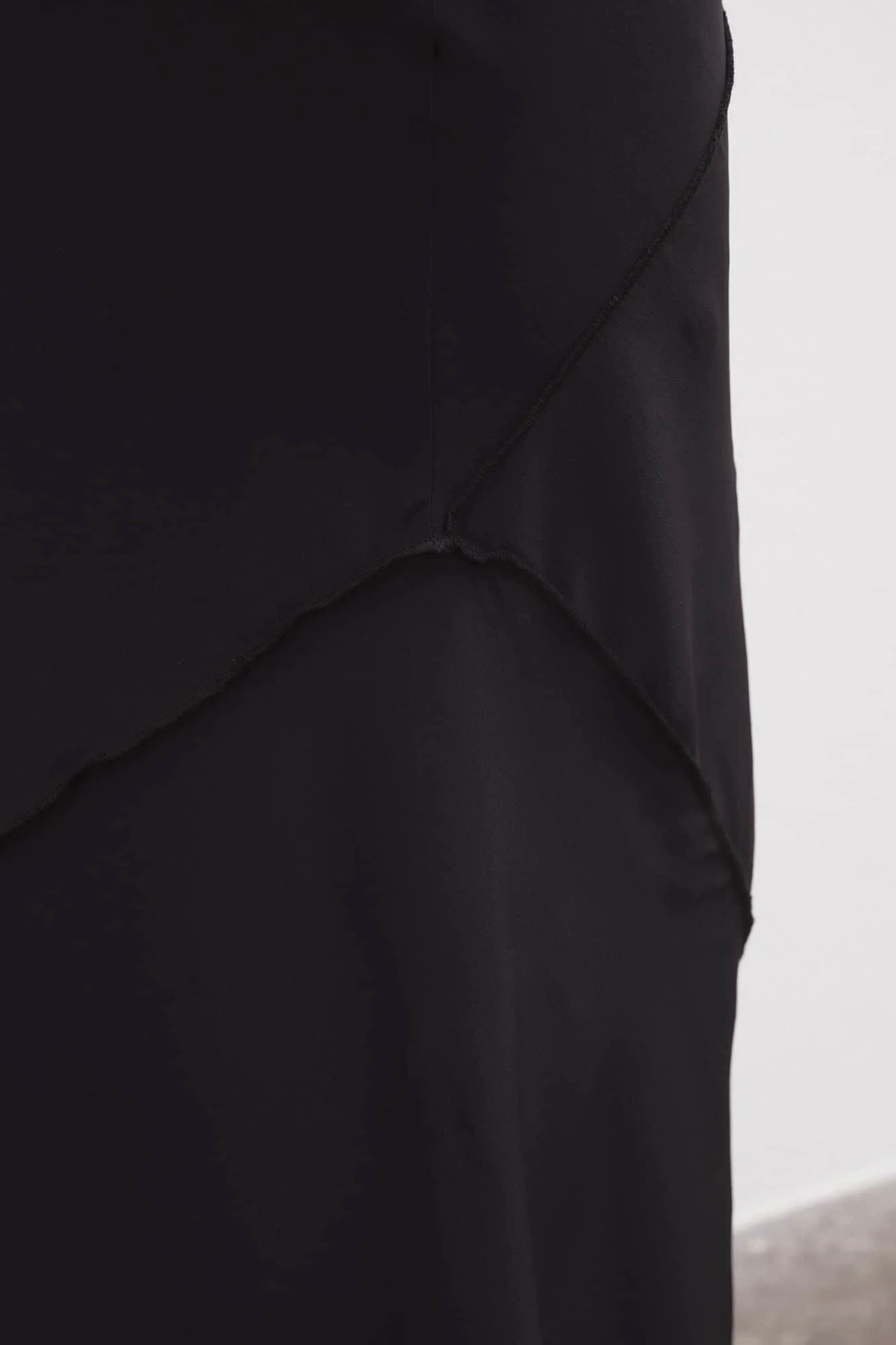 Baserange Lava Skirt / Silk Crepe