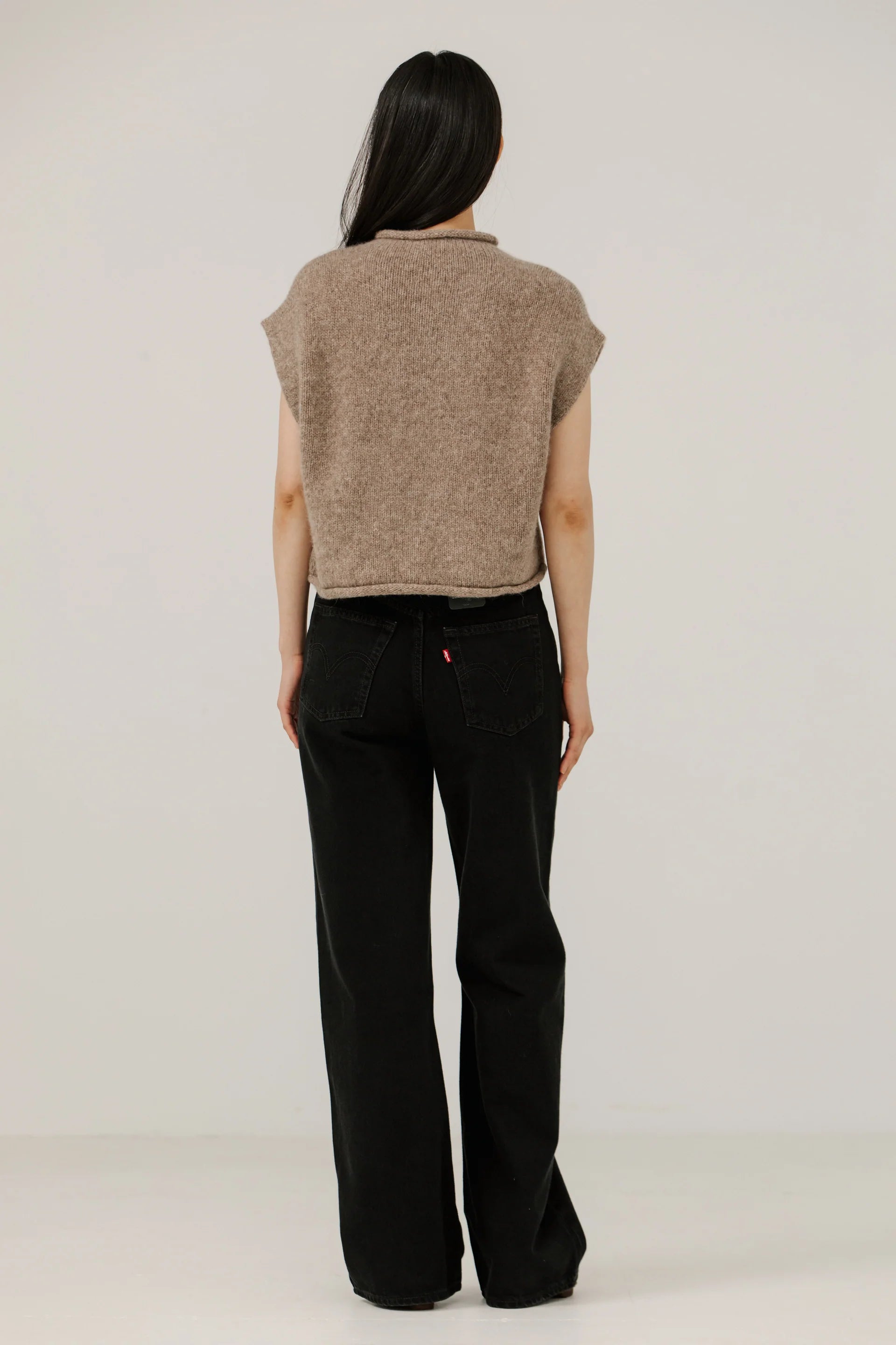 Bare Knitwear Alpaca Iris Vest / Dark Fawn