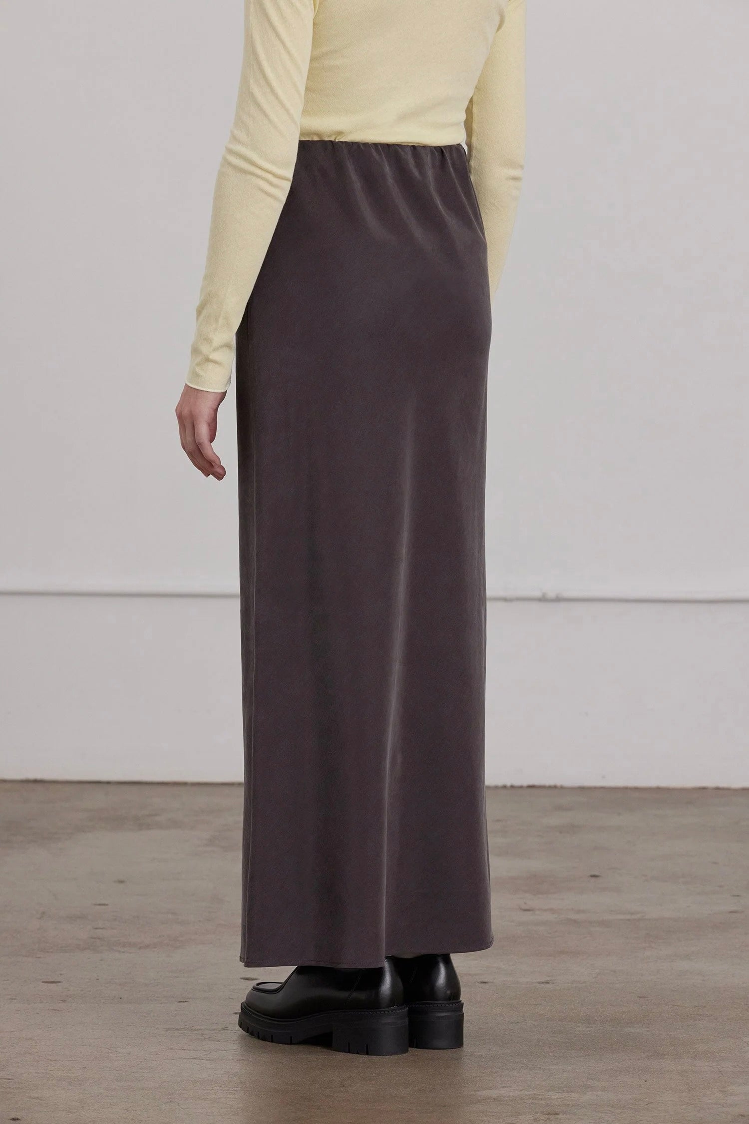 Bias Skirt / Dark Plum