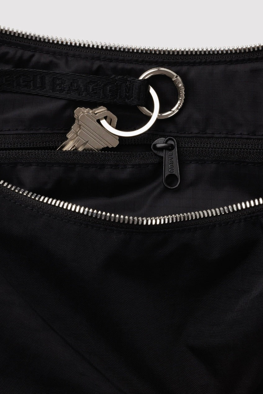 Baggu Medium Nylon Crescent Bag / Studs