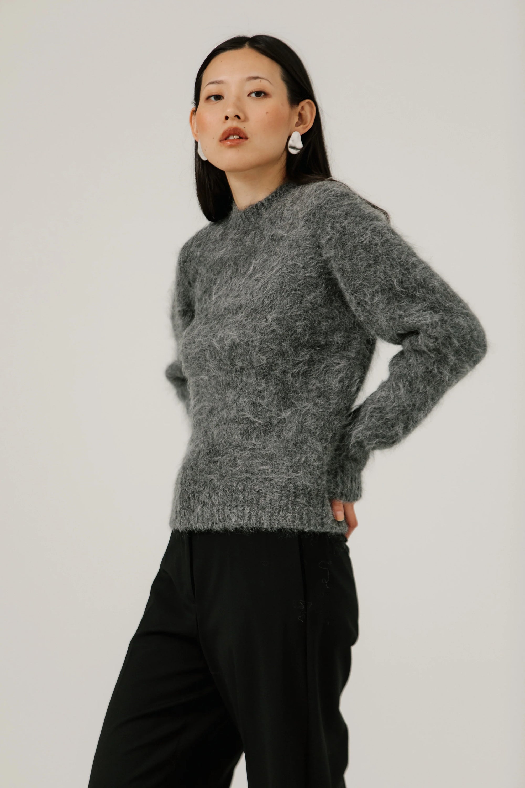 Bare Knitwear Suri Alpaca Crewneck / Stone