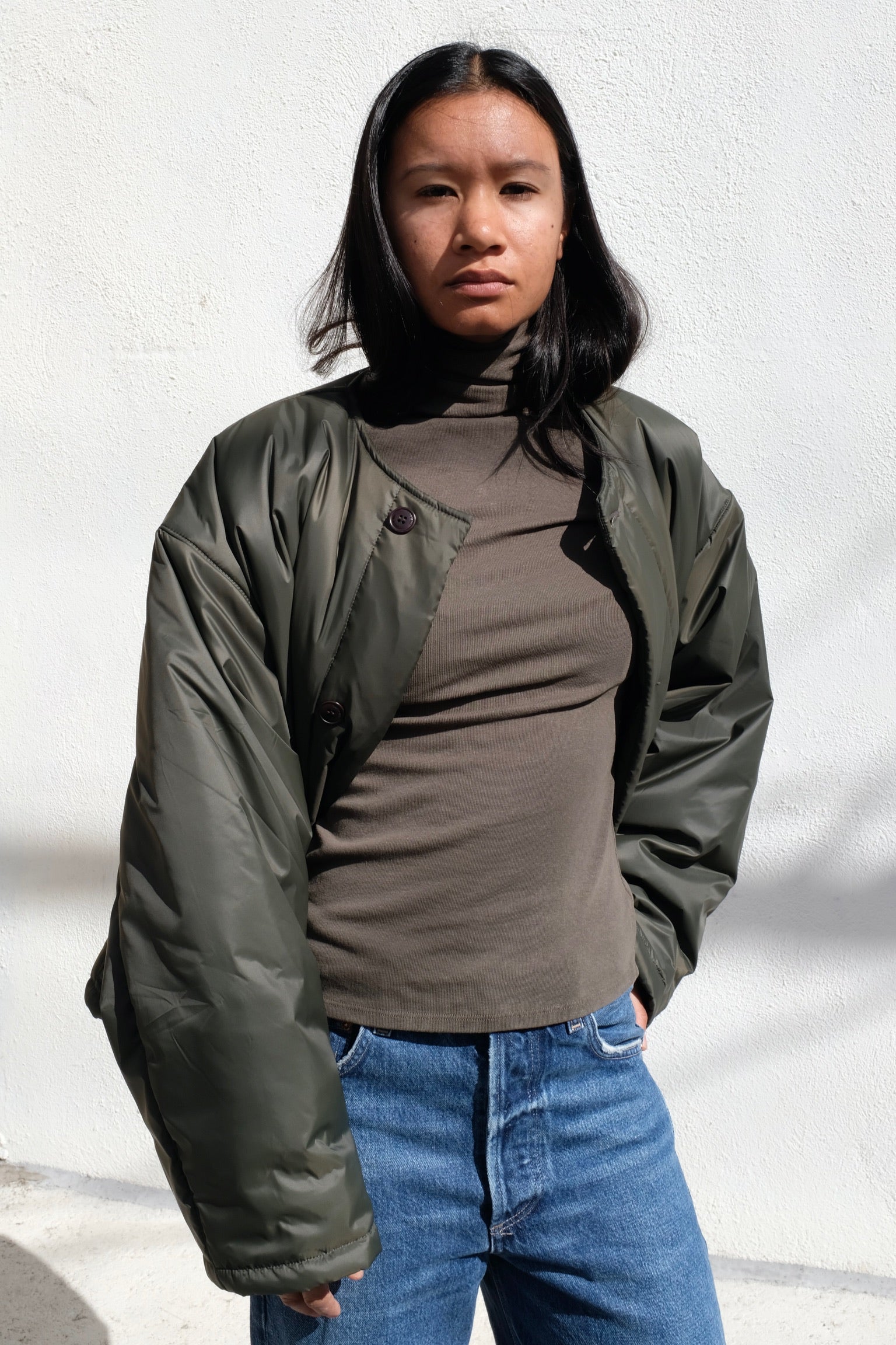 Jungmavem Whidbey Turtleneck / Olive Green