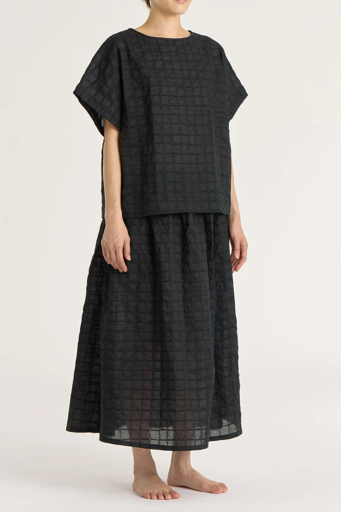Black Crane Ripple Finish Top / Black