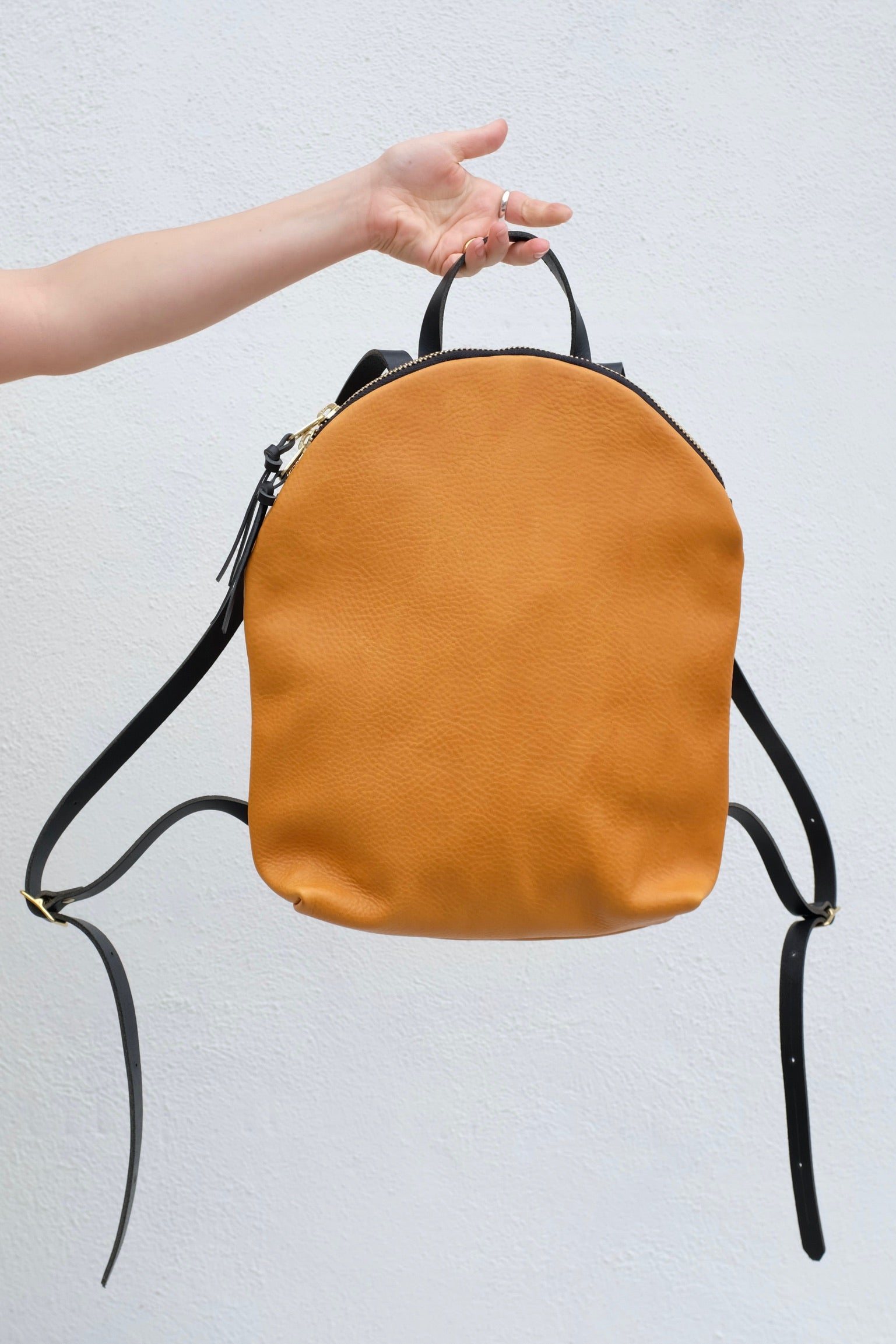 Eleven Thirty Anni Large Backpack / Veg Tan