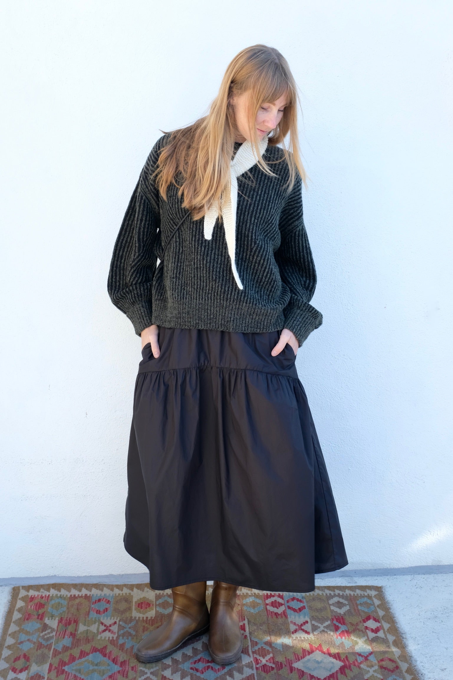 A Bronze Age Field Skirt / Black Poplin