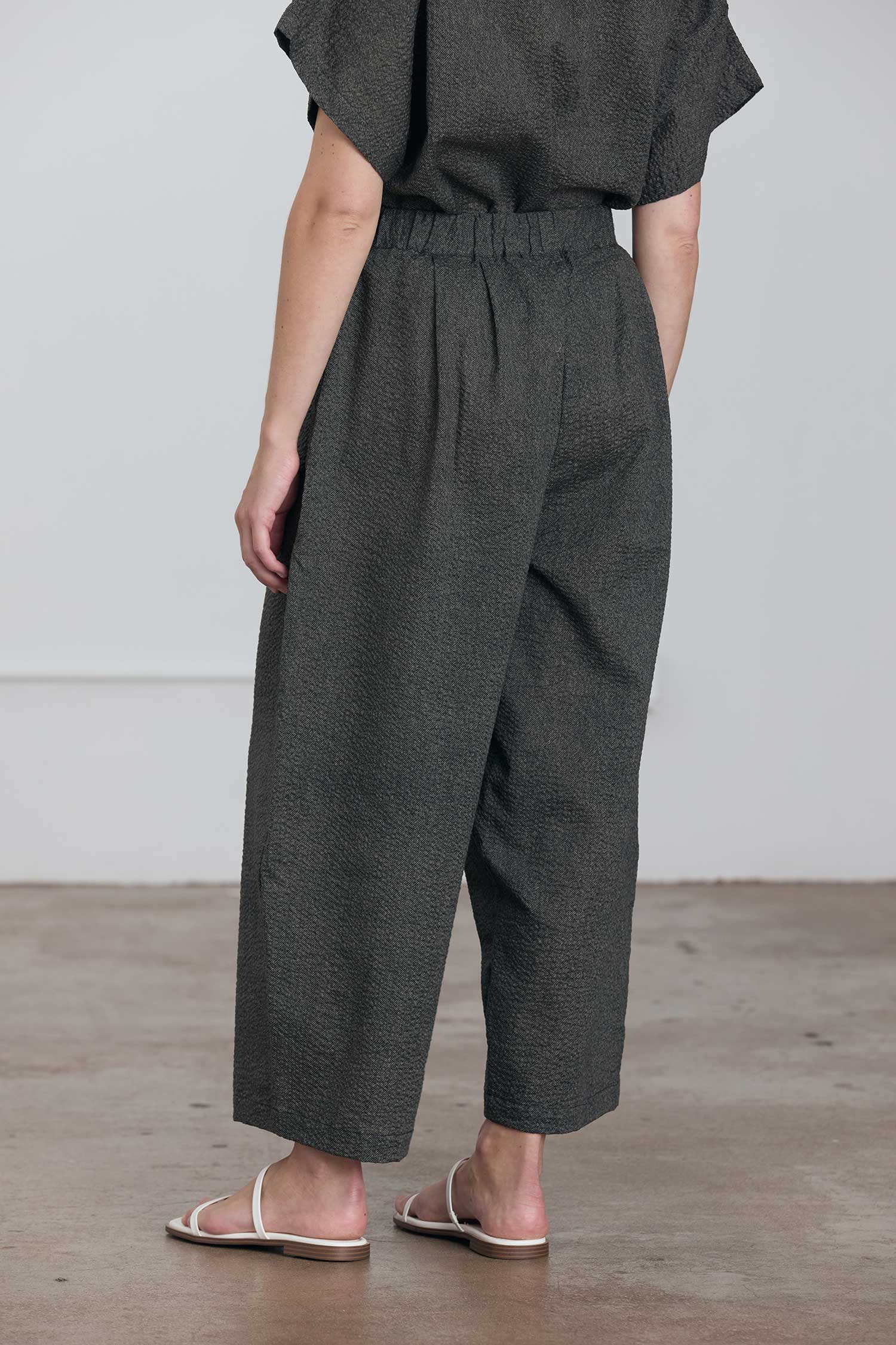Black Crane Wide Pant w Micro Wave / Steel
