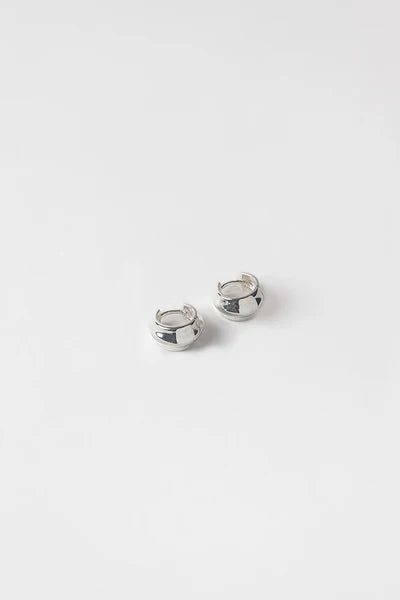 Wolf Circus Small Bodie Earrings / Silver