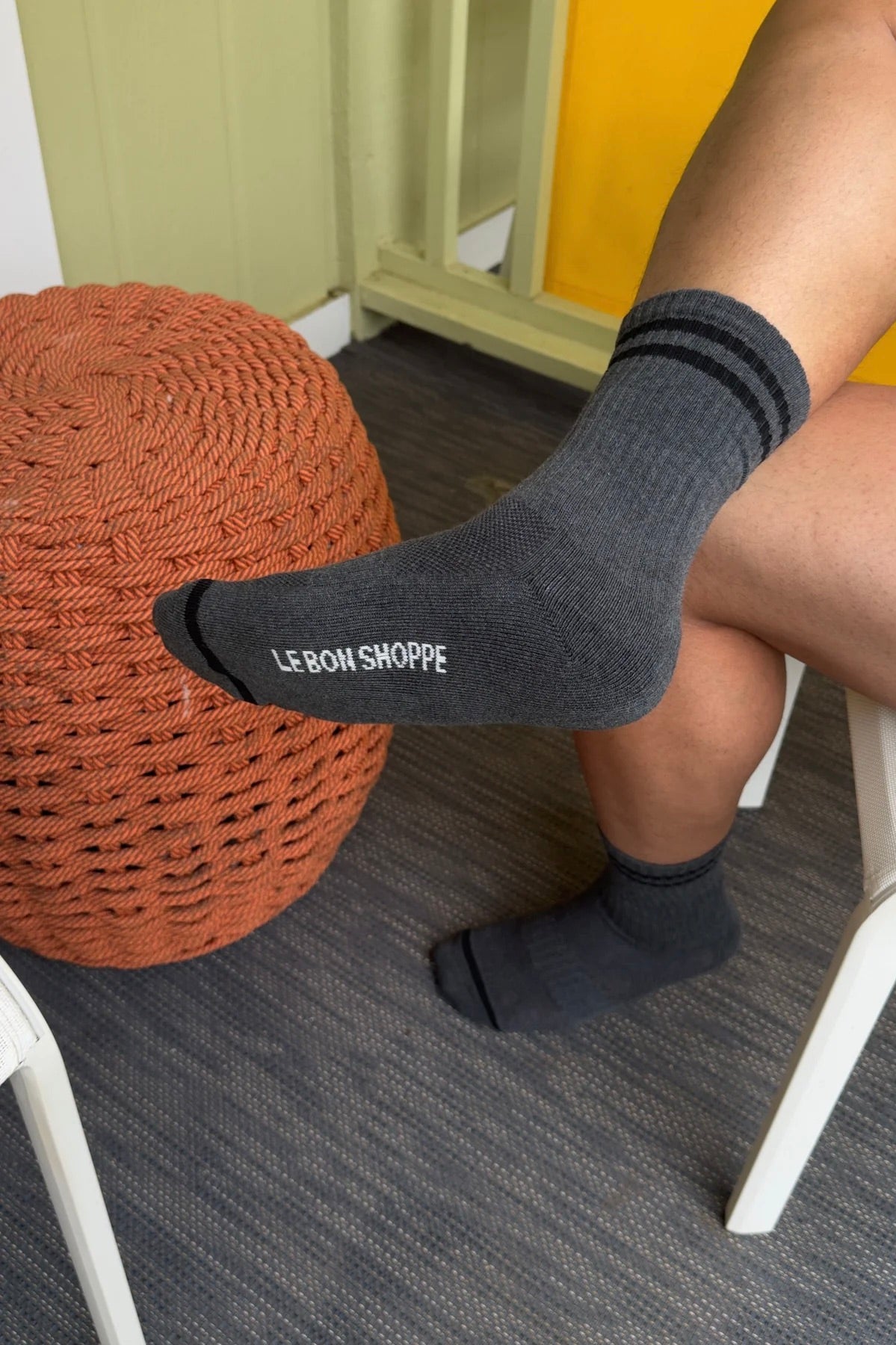 Le Bon Shoppe Boyfriend Socks / Charcoal (extended)