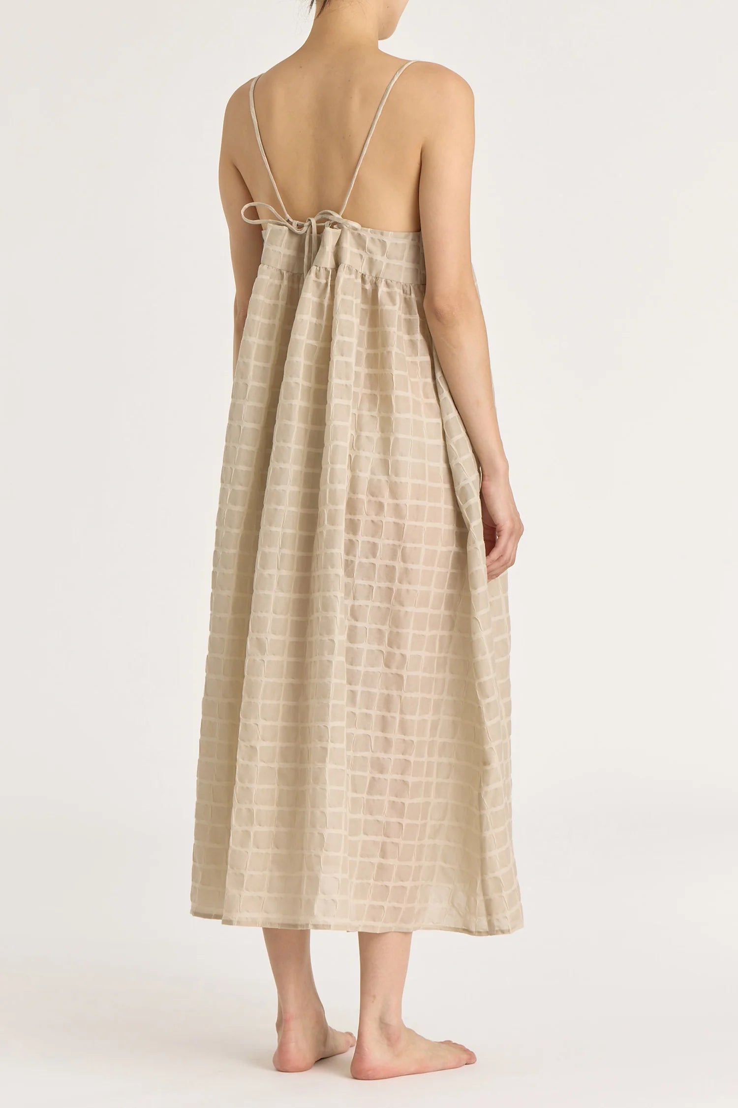 Black Crane Ripple Strap Dress/ Beige