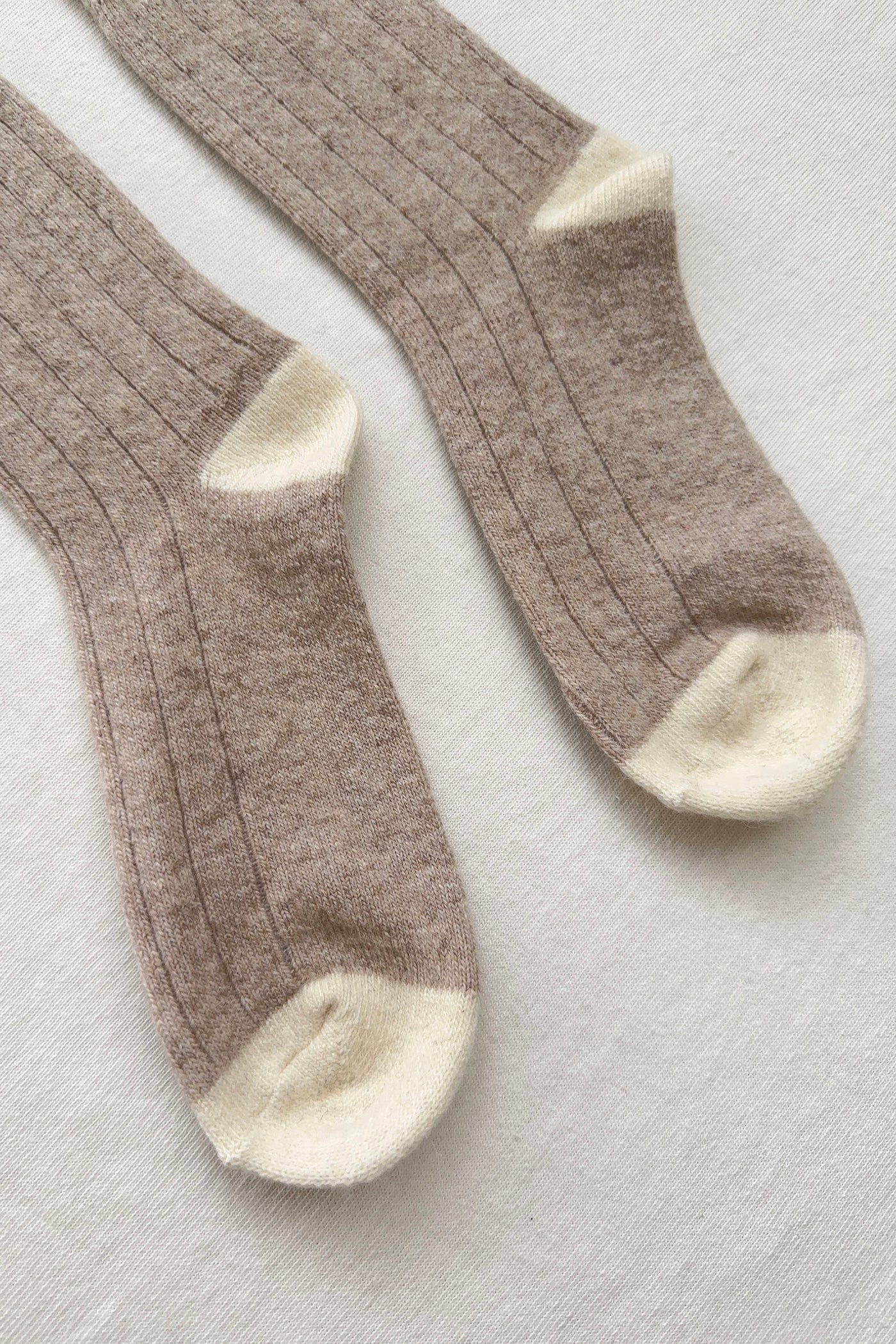 Le Bon SHoppe Classic Cashmere Socks / Fawn